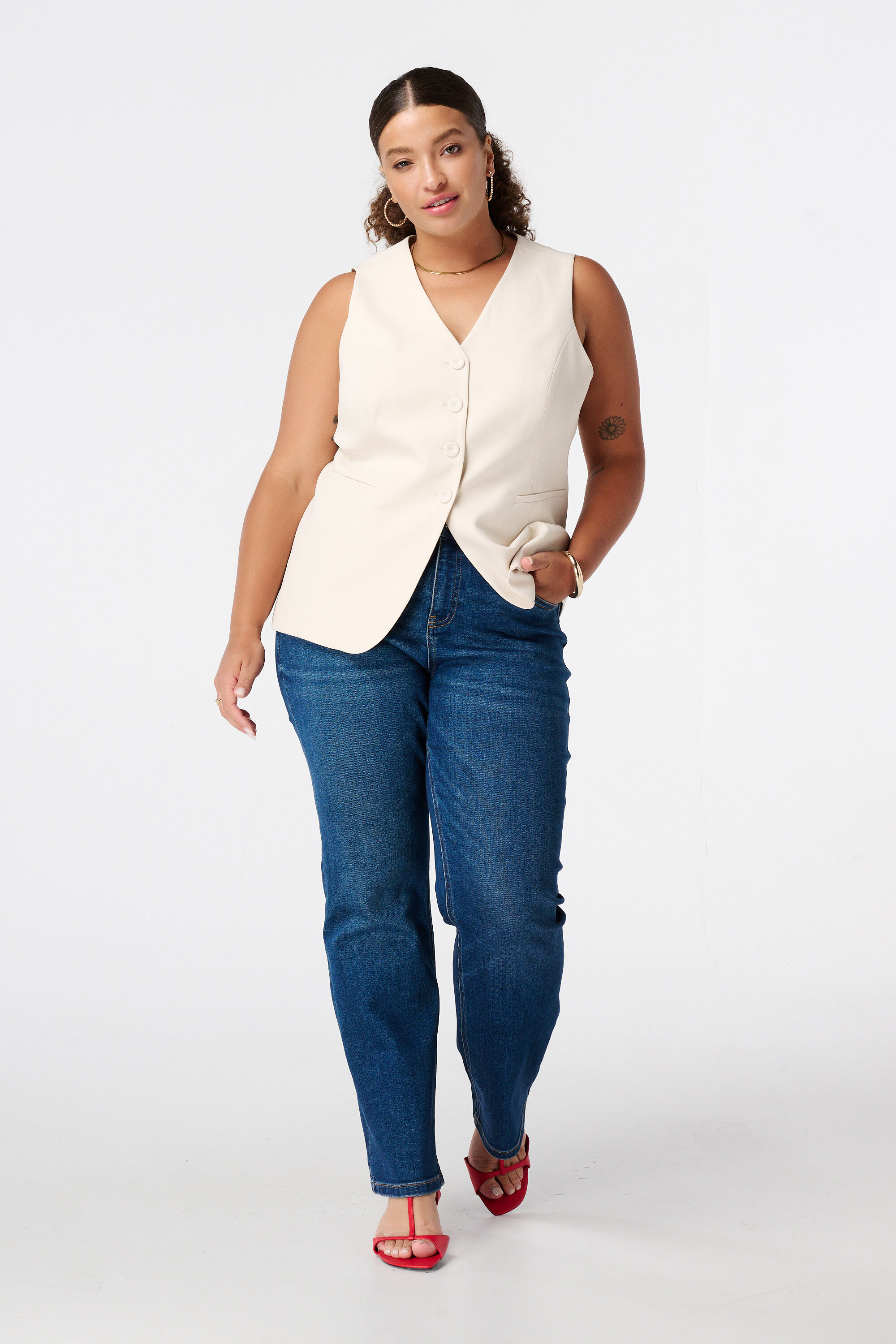 C&aacute;rdigan con cierre de botones image number 5