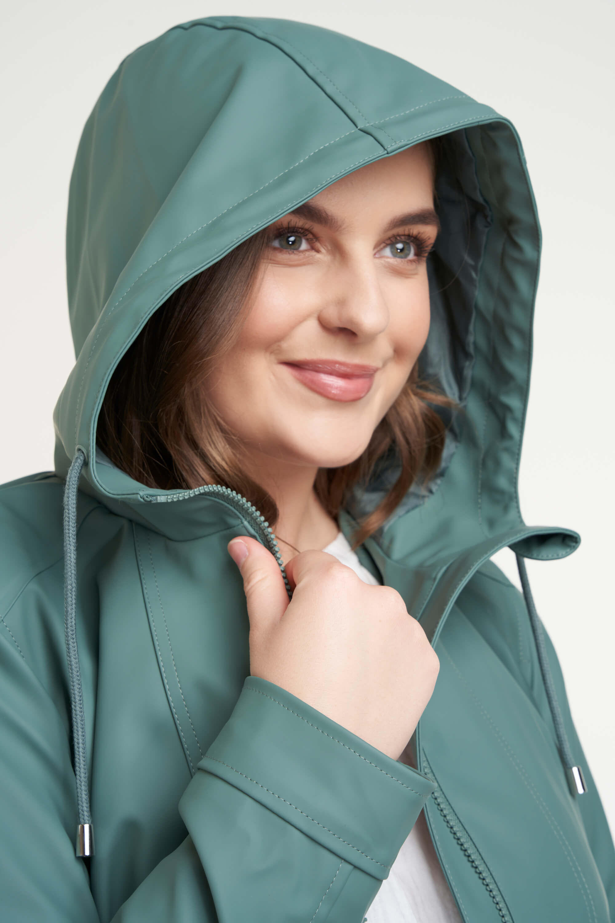 Chubasquero   image number 5