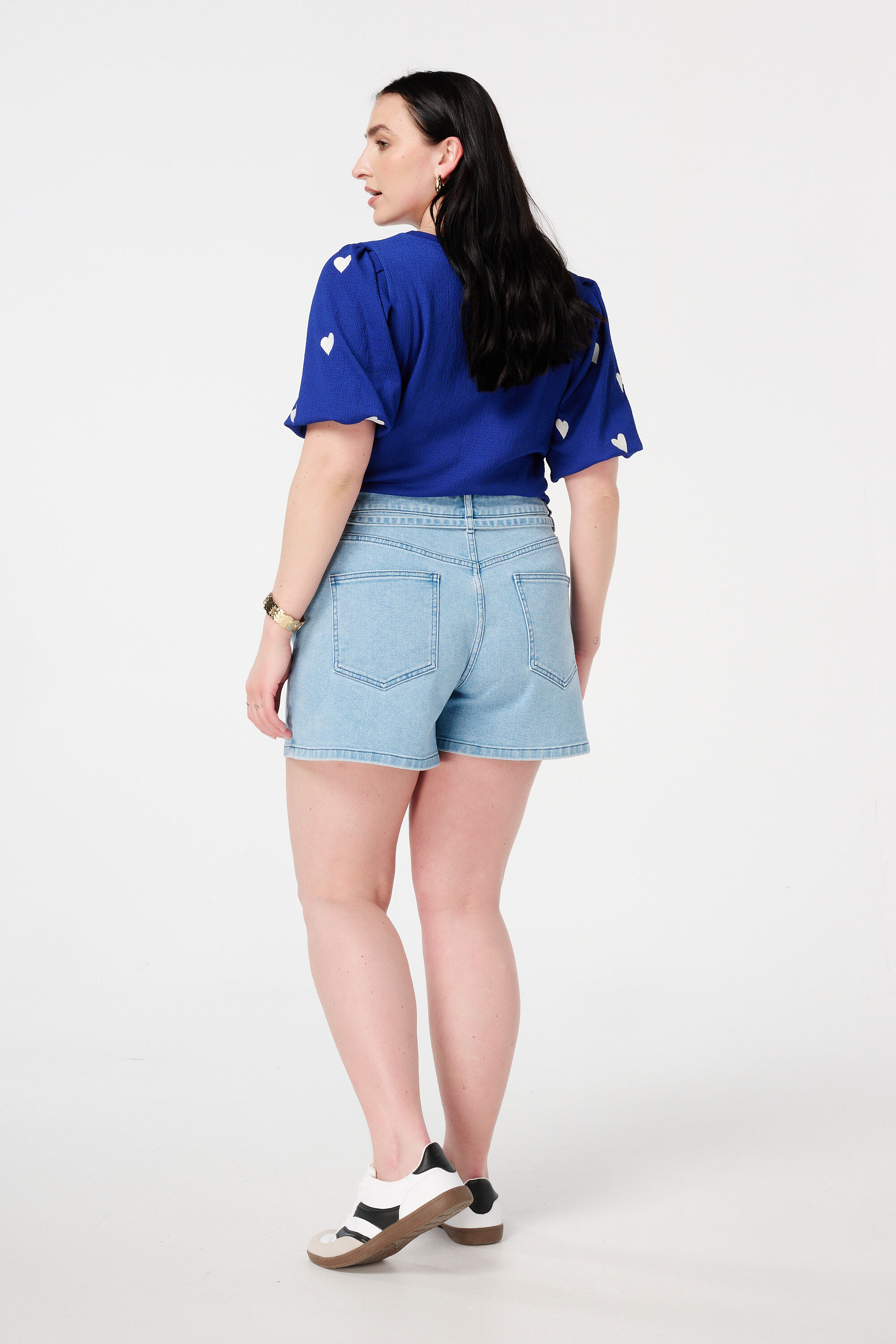 Shorts con cinto image number 3