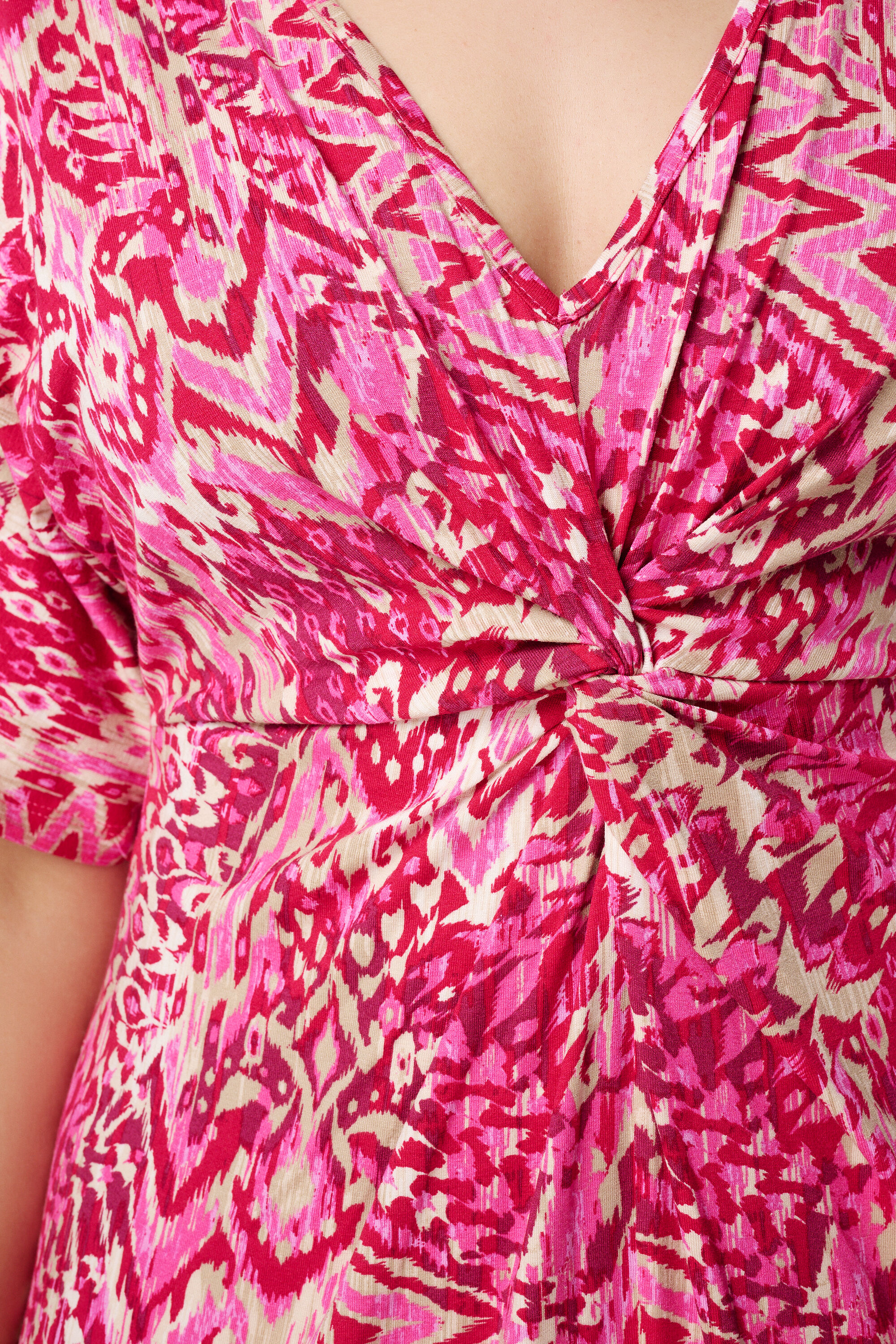 Vestido con detalle retorcido image number 5