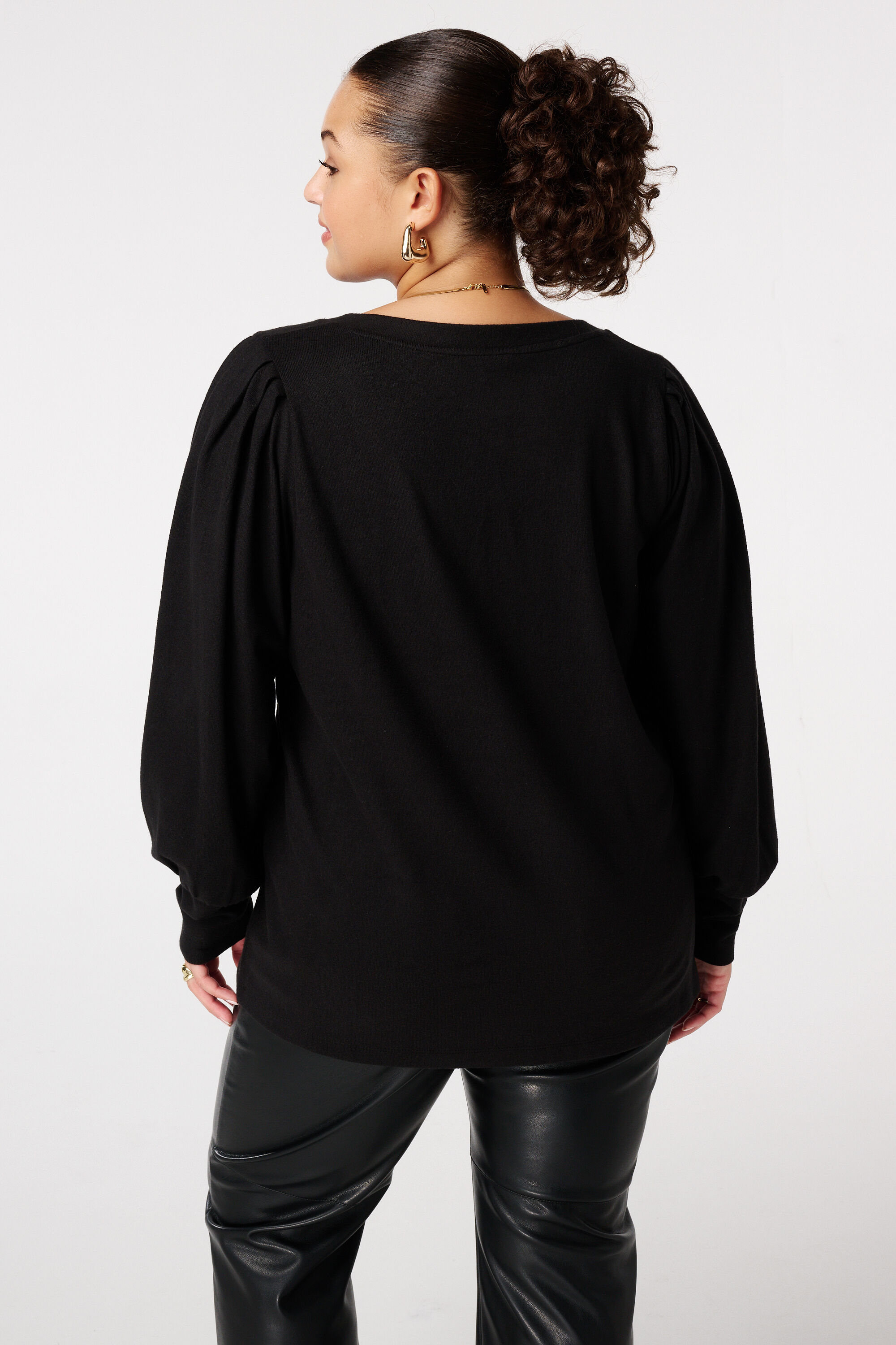 Jersey de punto fino con mangas abullonadas image number 3