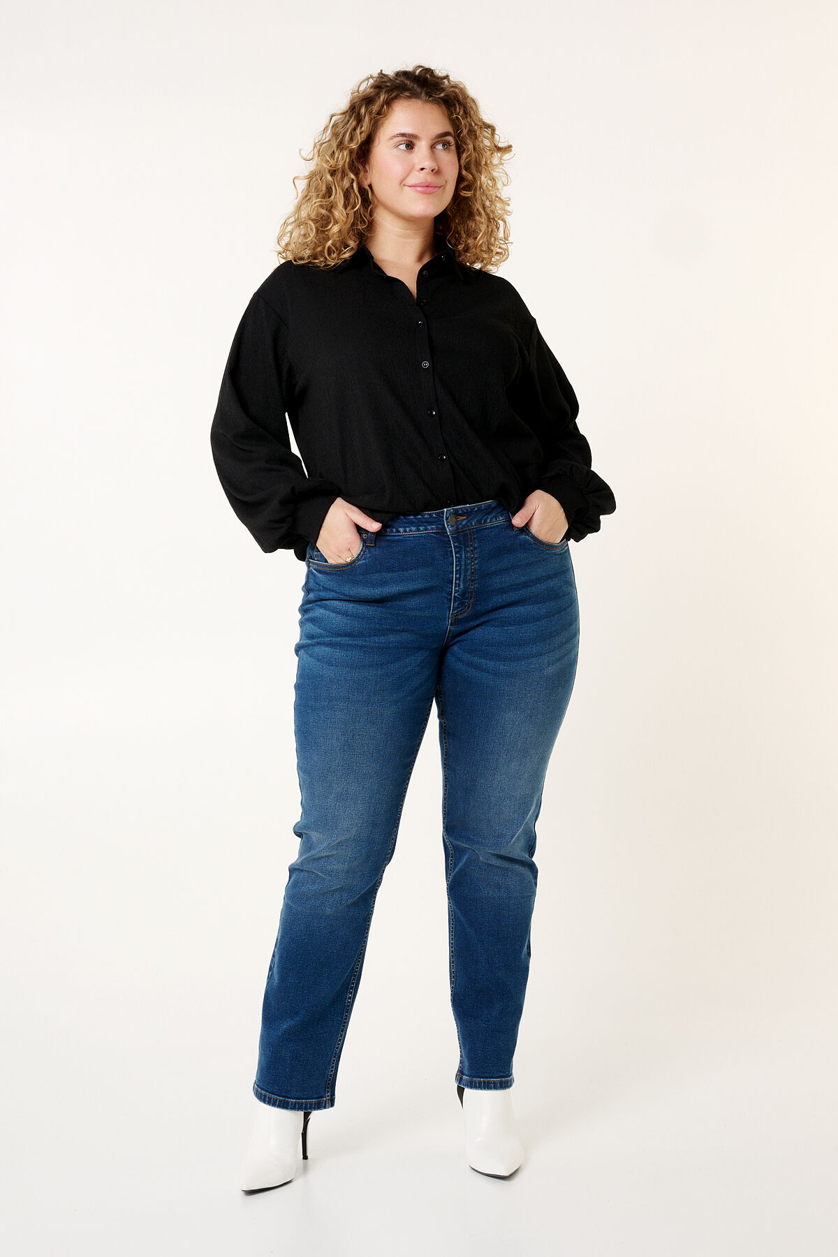 Top con botones image number 5