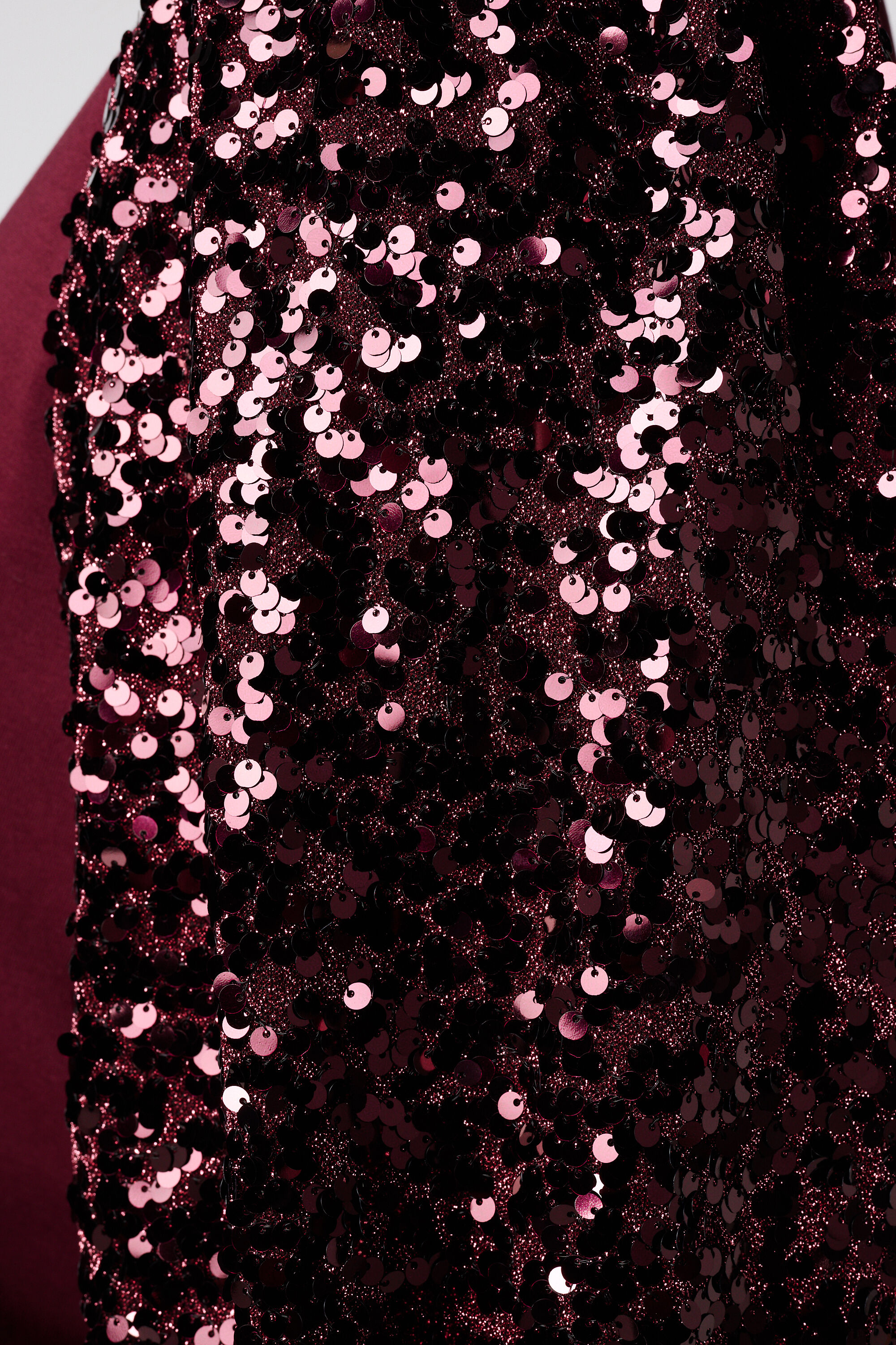 Top con mangas abullonadas con lentejuelas image number 6