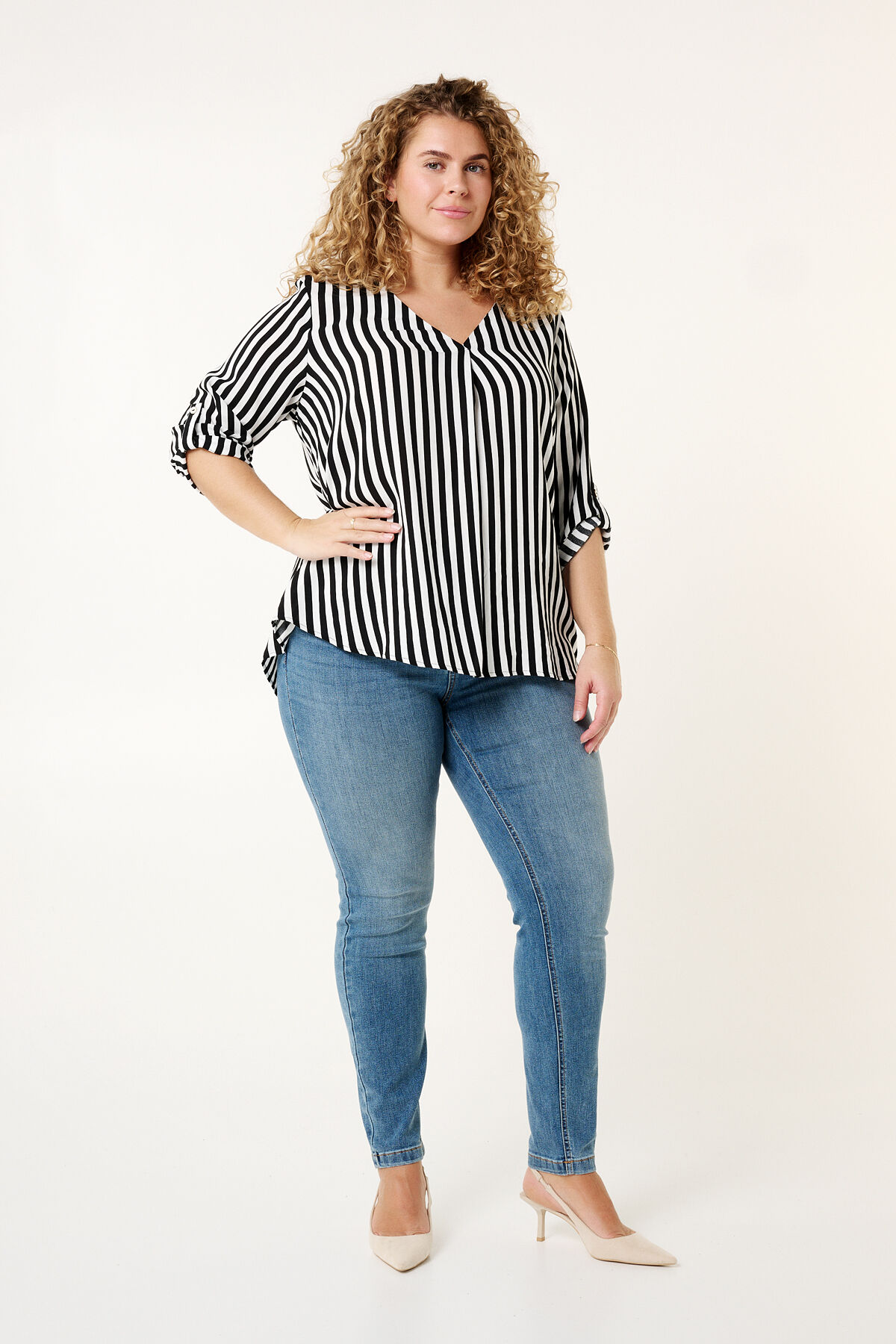 Blusa de rayas image number 6