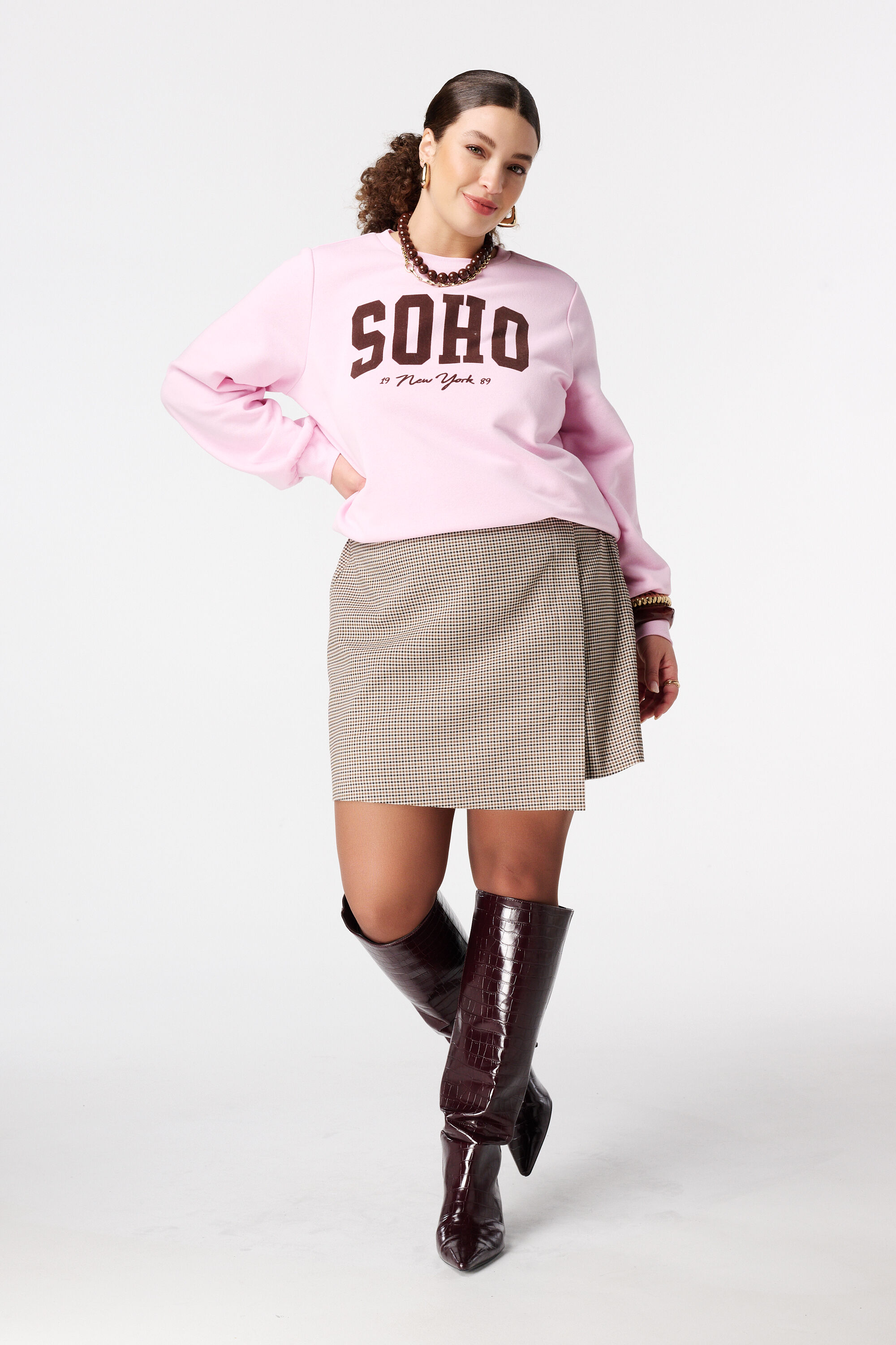 Falda a cuadros con aspecto cruzado