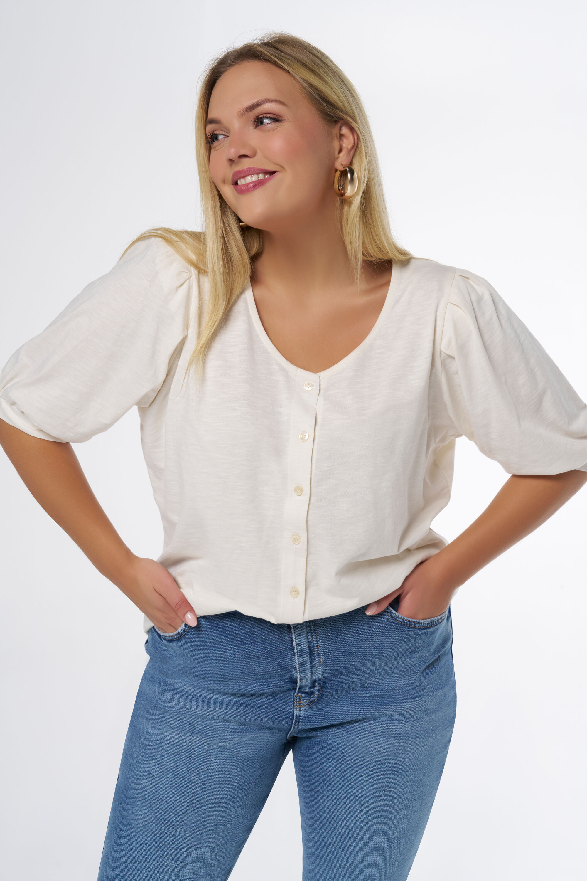 Top con botones image number 5