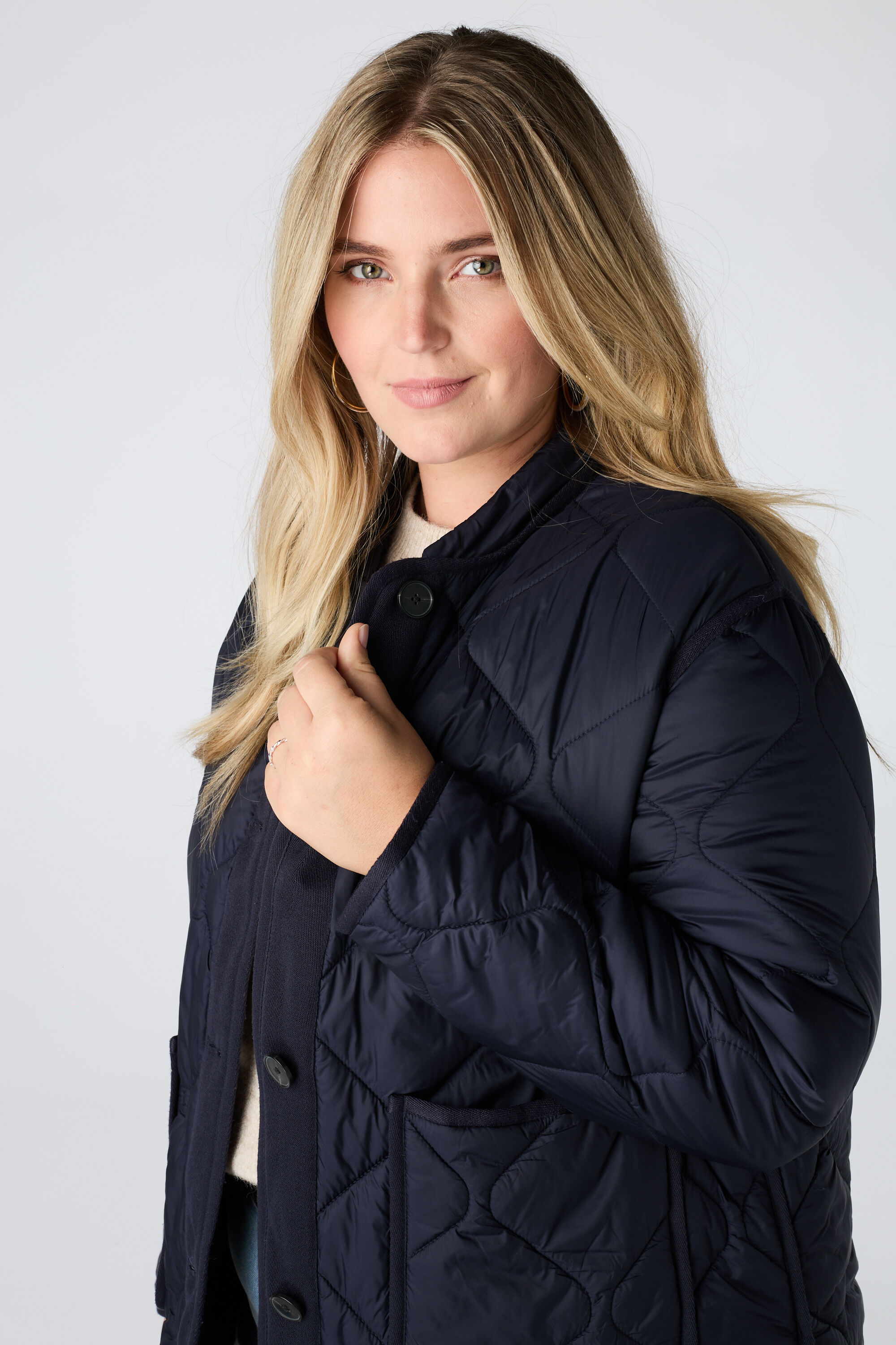 Chaqueta ligeramente acolchada image number 4