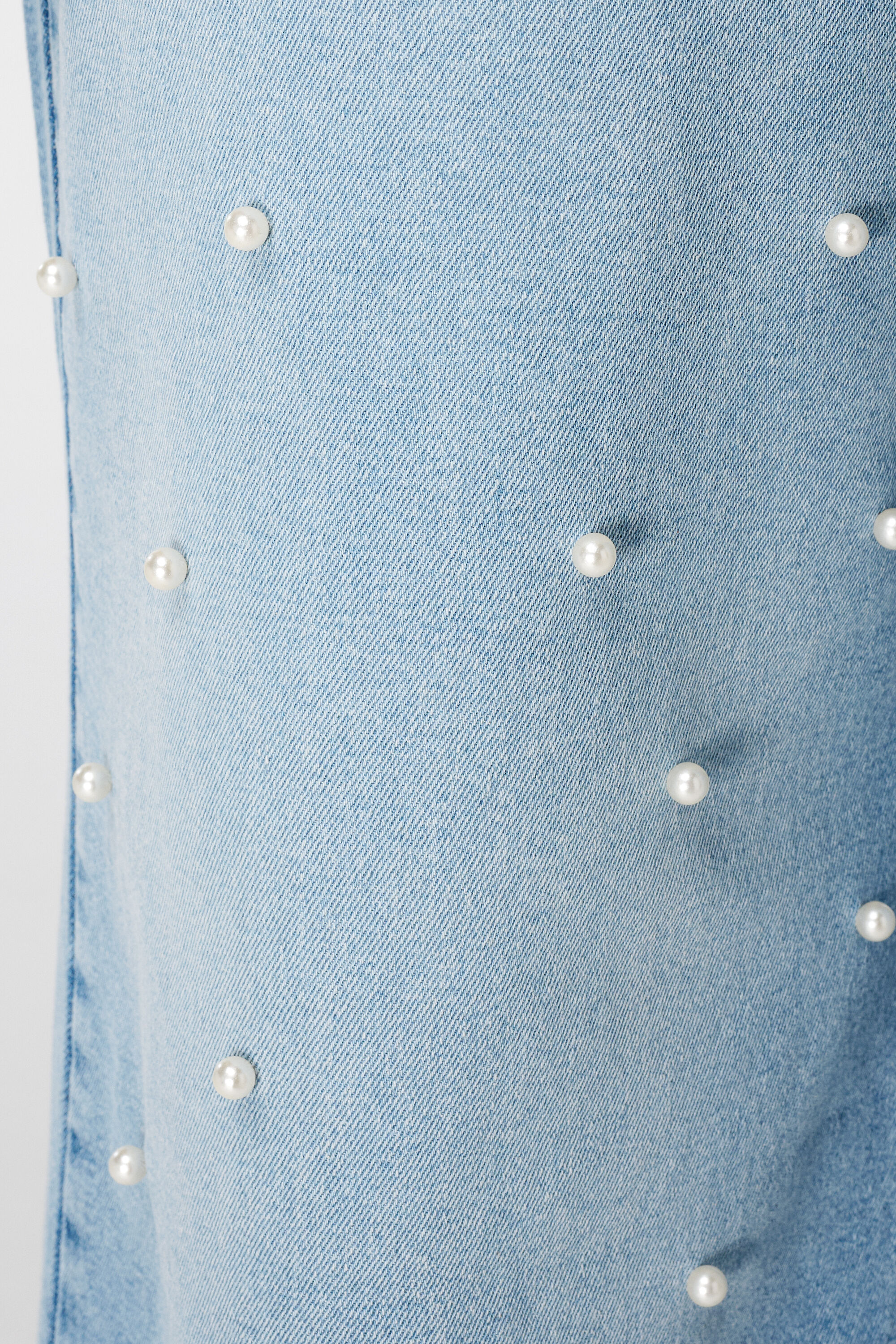 Vaqueros wide leg con perlas image number 4