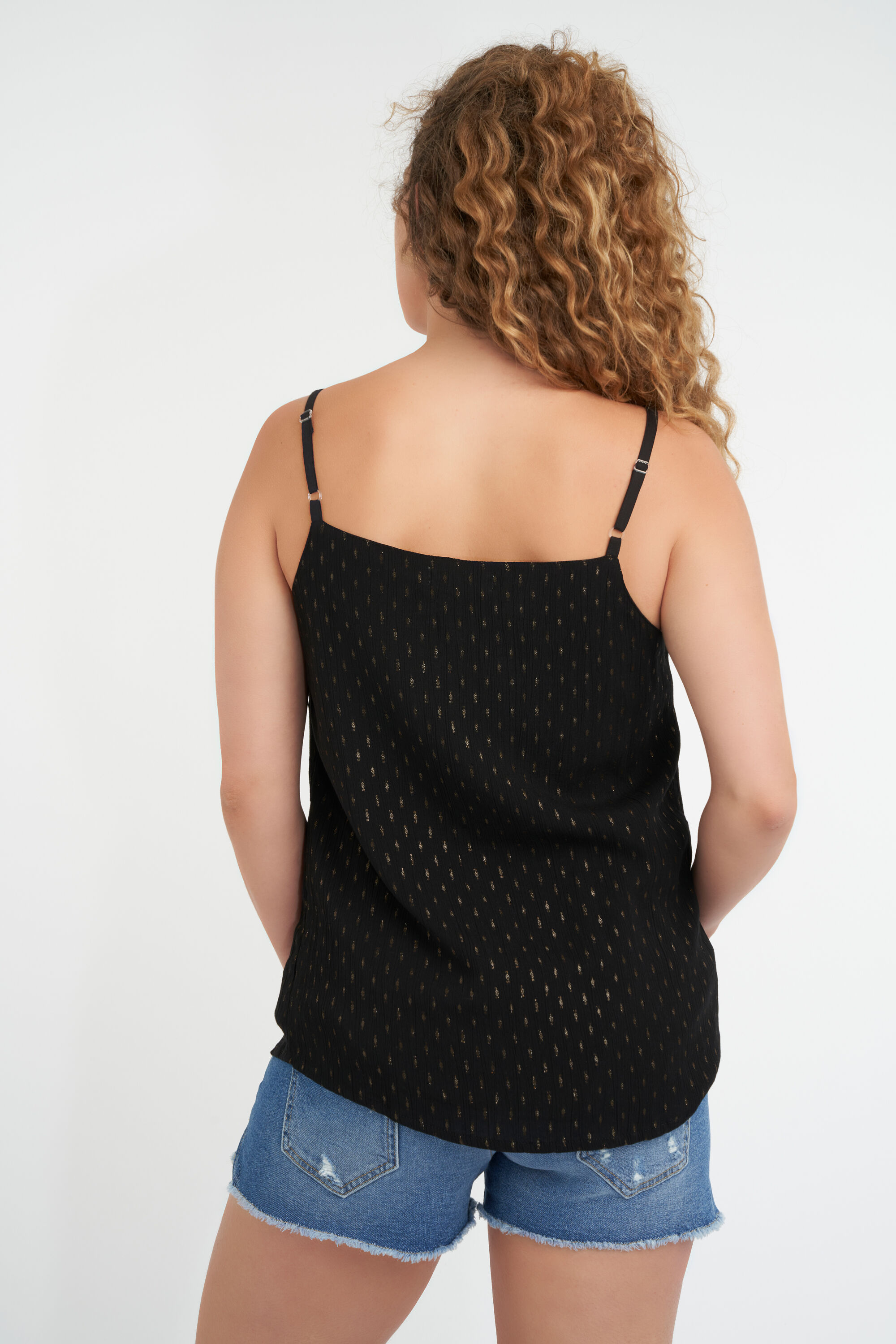 Top con tiras finas image number 3