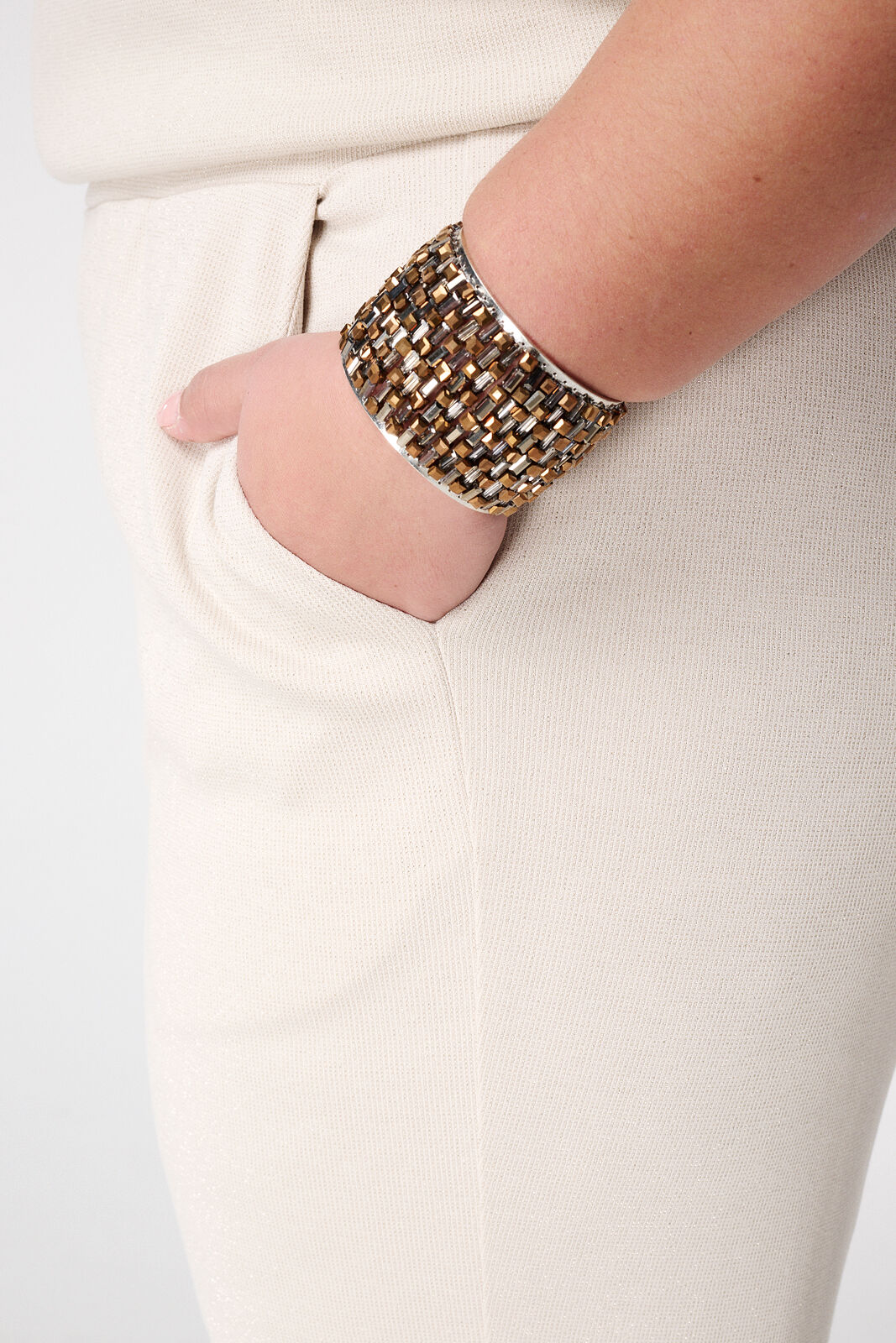 Pantal&oacute;n wide leg con l&uacute;rex image number 4