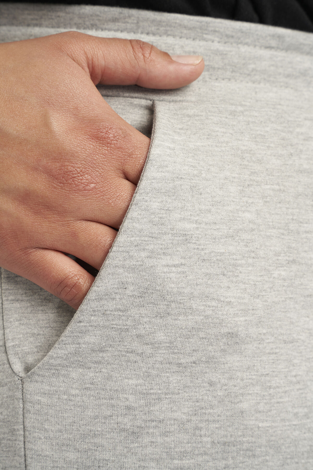 Pantalones jogger image number 5