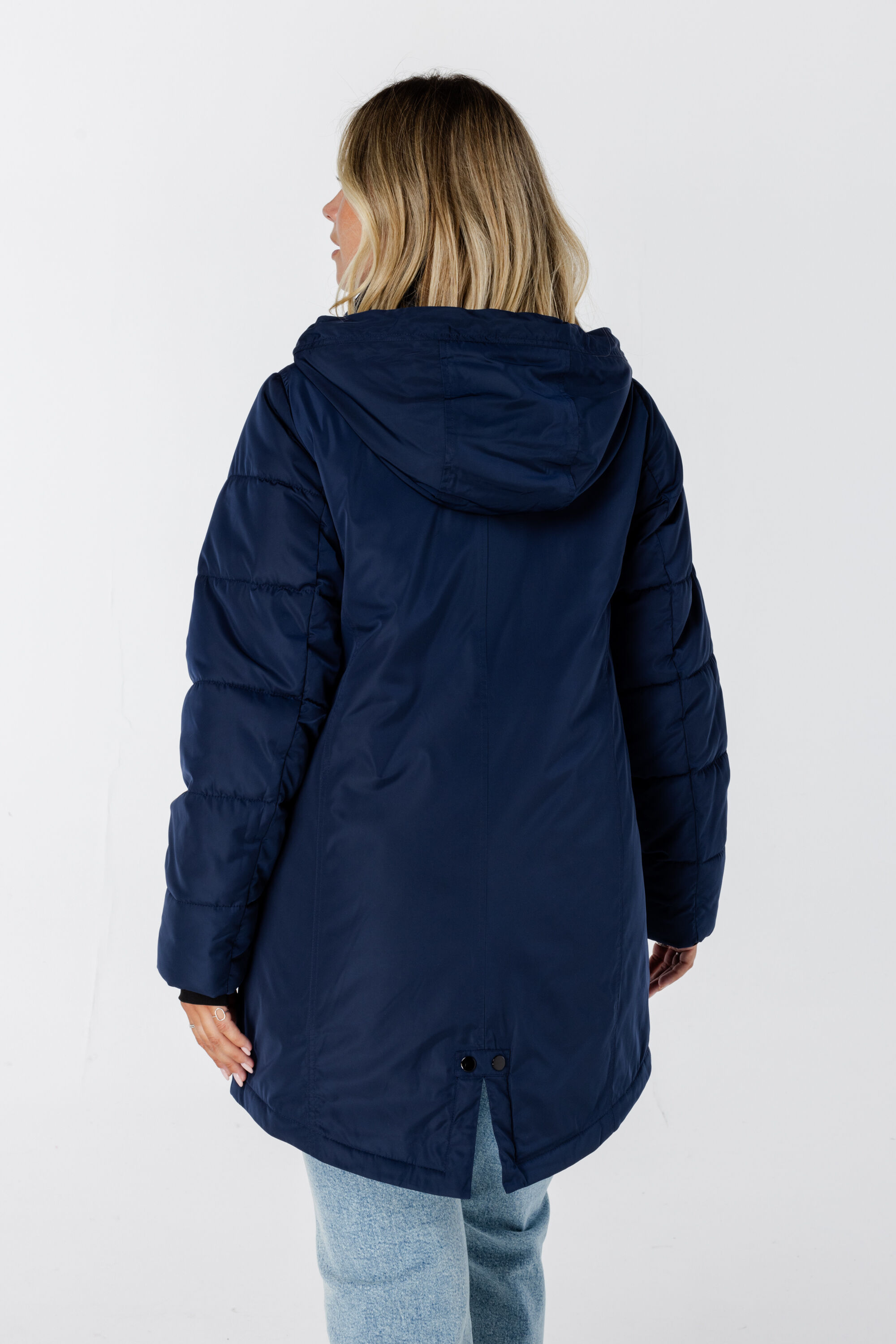 Chaqueta con cremallera y capucha image number 3