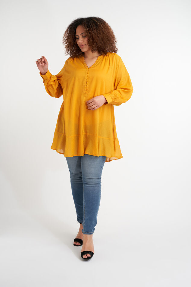 Blusa con botones image number 5