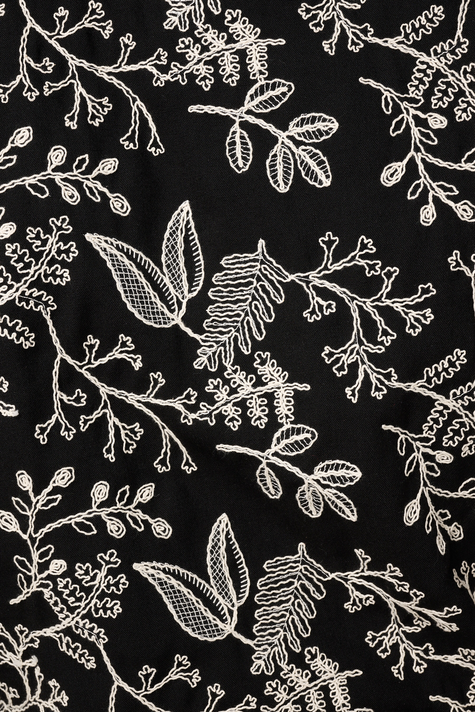 Chaleco bordado image number 6