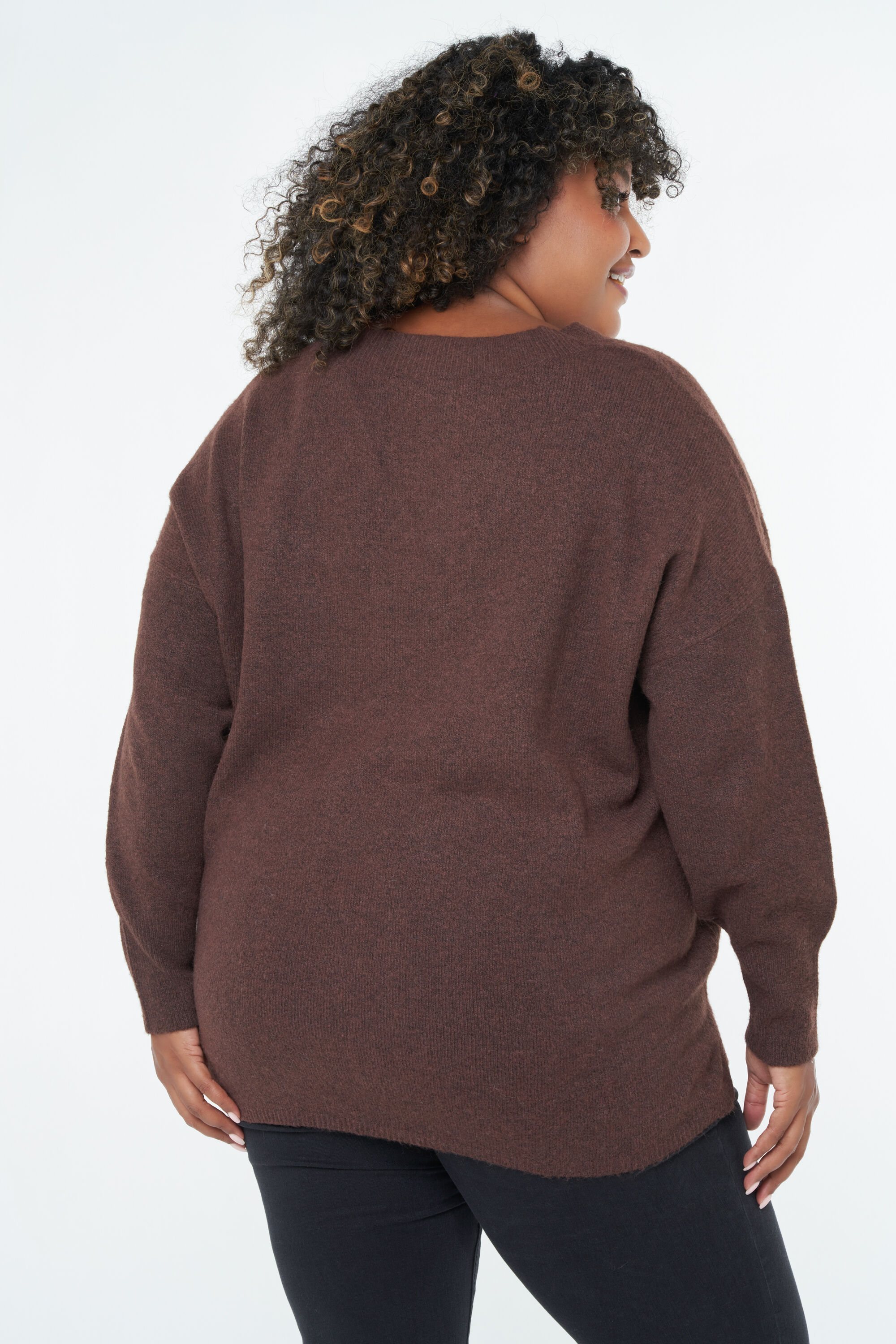 Su&eacute;ter de punto fino con escote en V image number 3