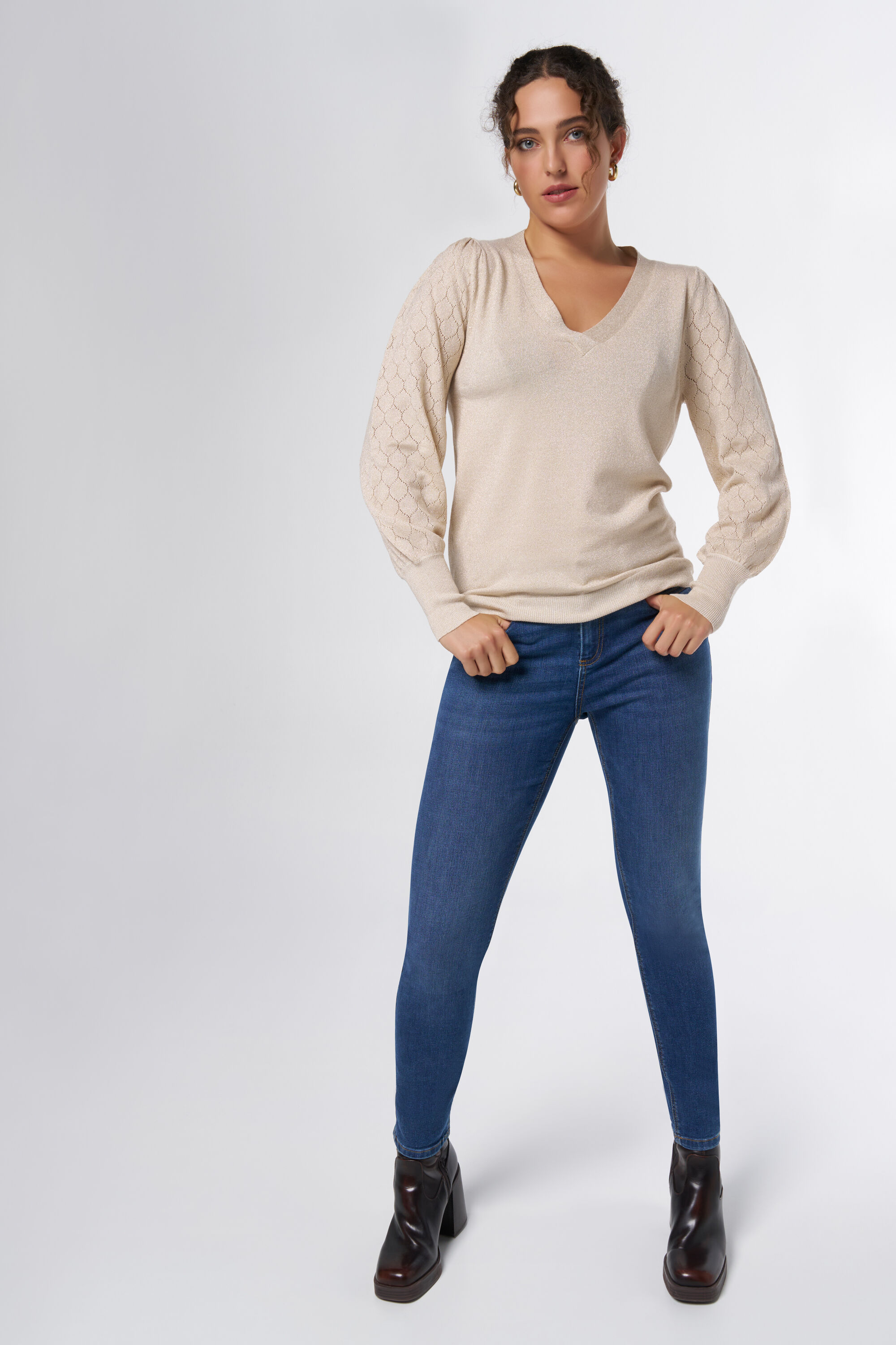 Jersey con purpurina image number 5