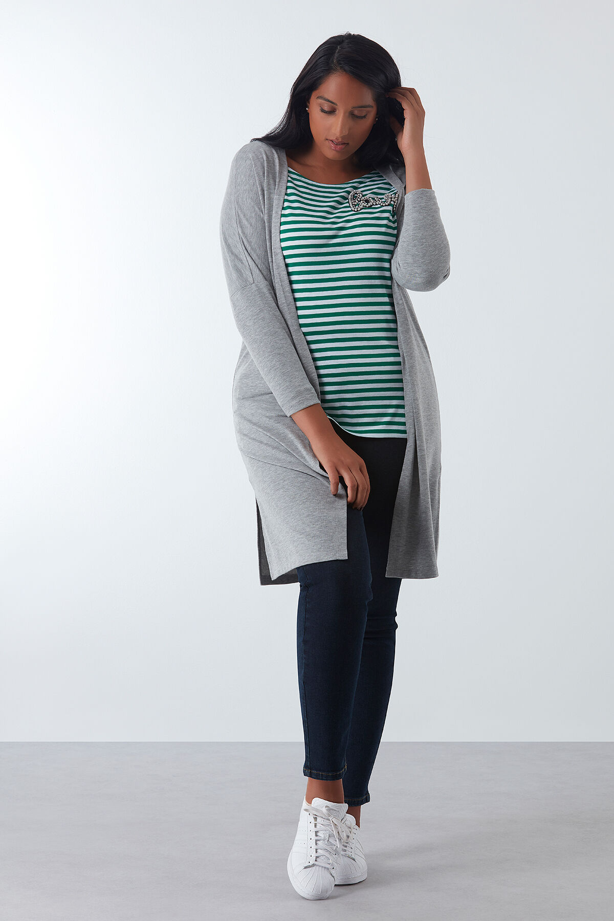 C&aacute;rdigan largo con aberturas image number 3