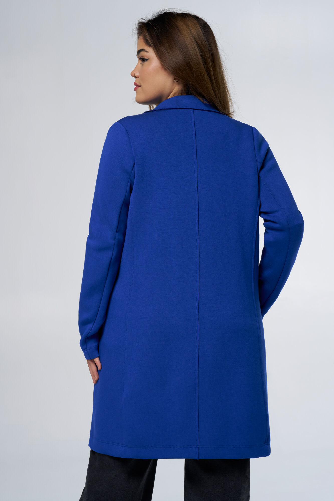 Abrigo con botones  image number 3