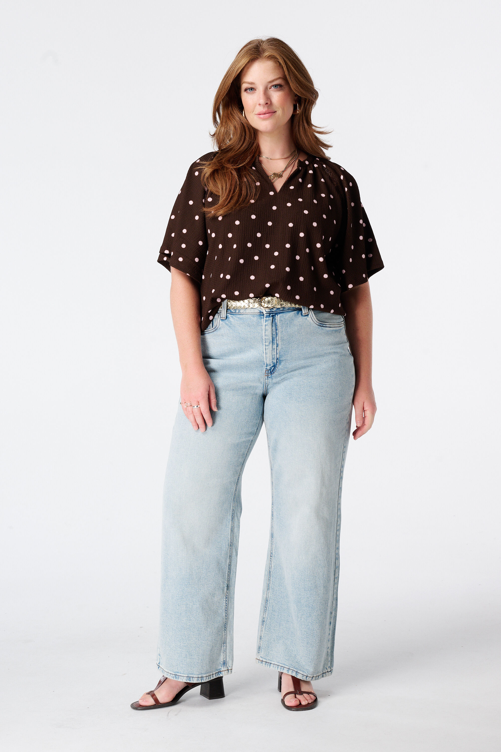 Top con estampado y escote en V image number 5