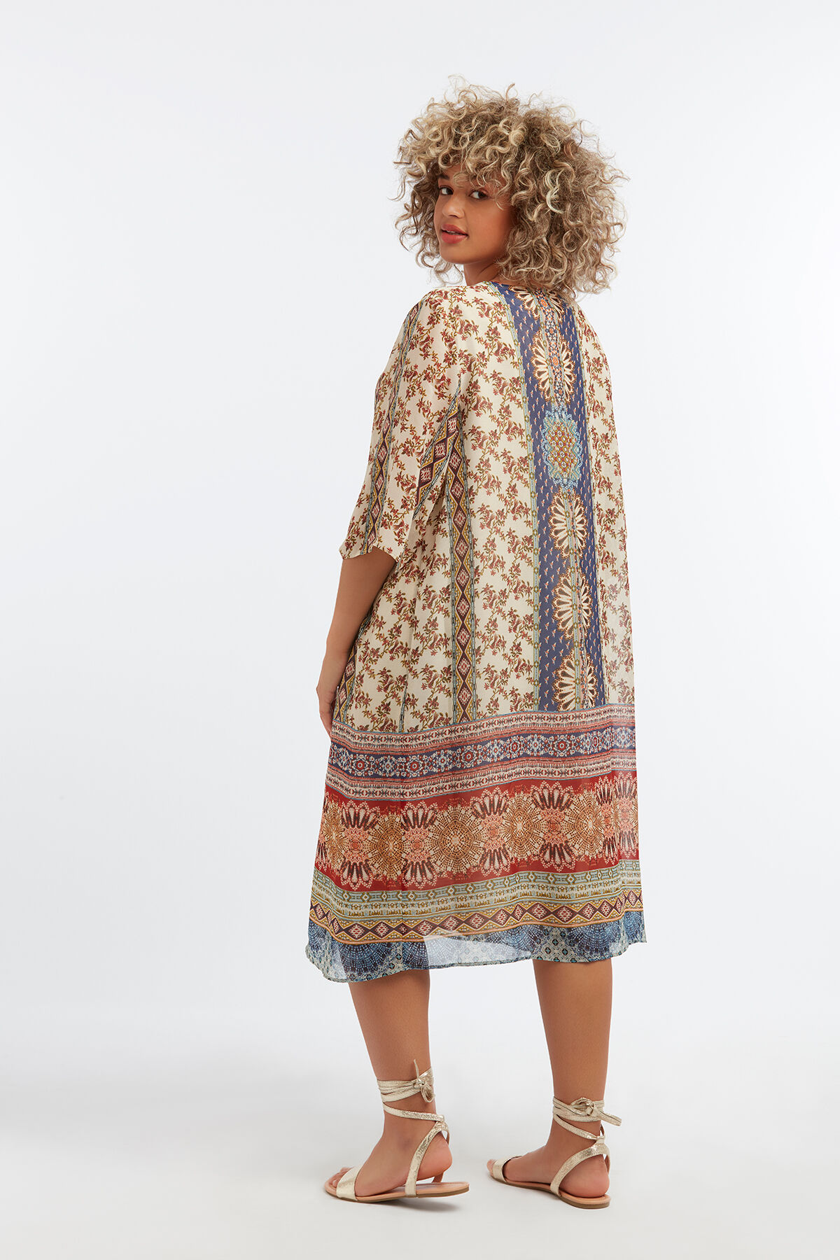 Kimono con estampado image number 4