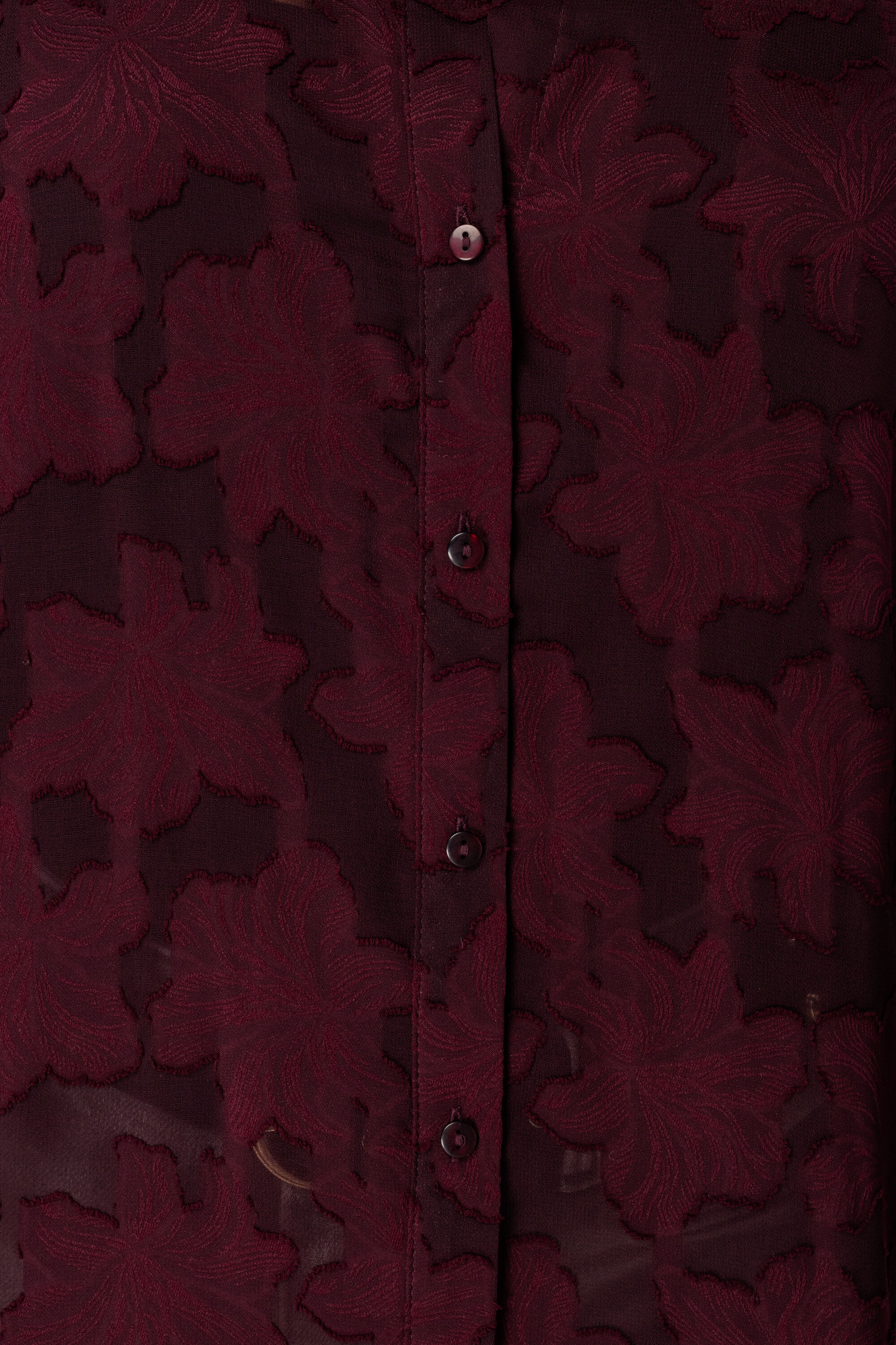 Blusa con detalles bordados image number 4