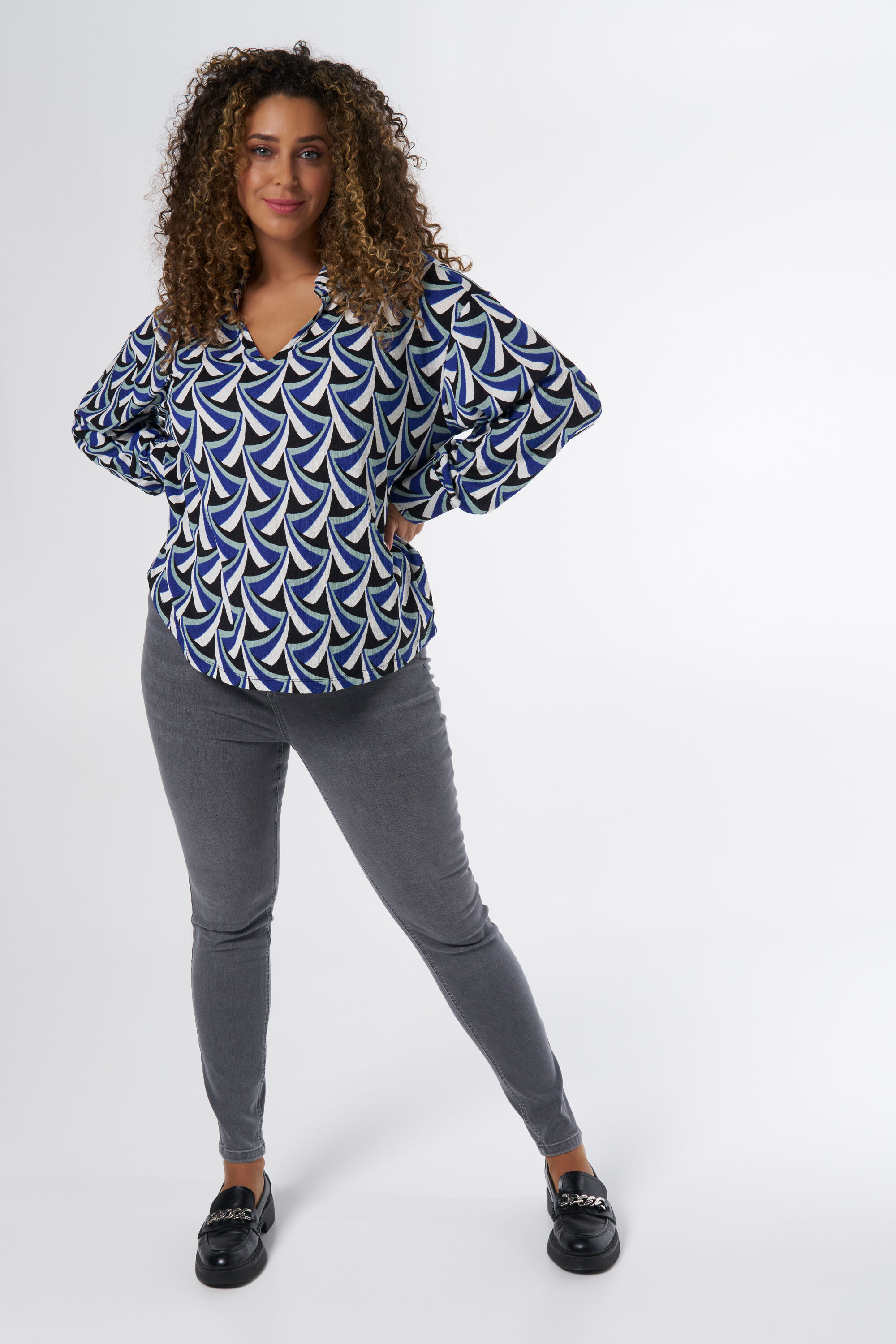 Top arrugado con estampado image number 6