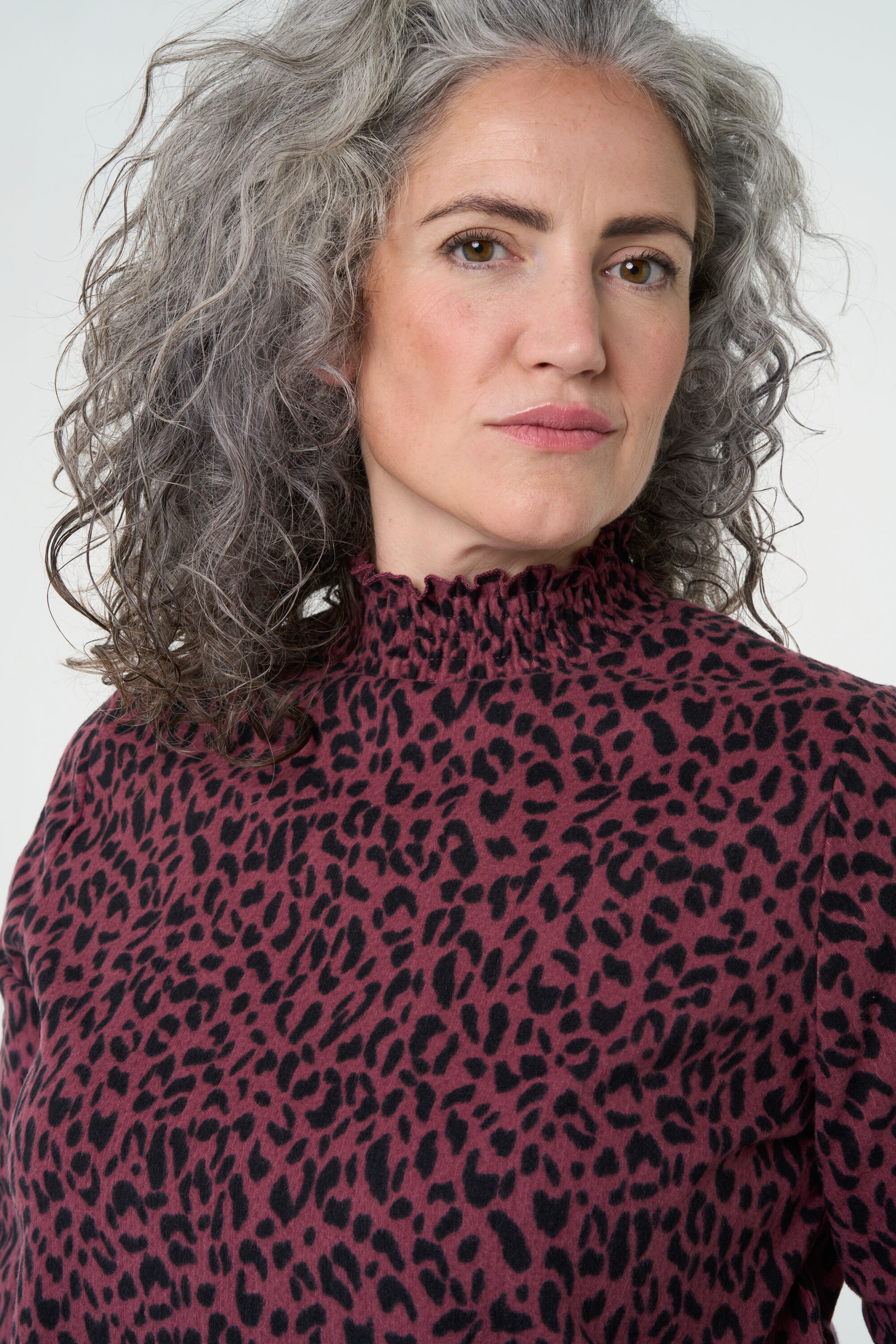 Top con estampado de pantera image number 6