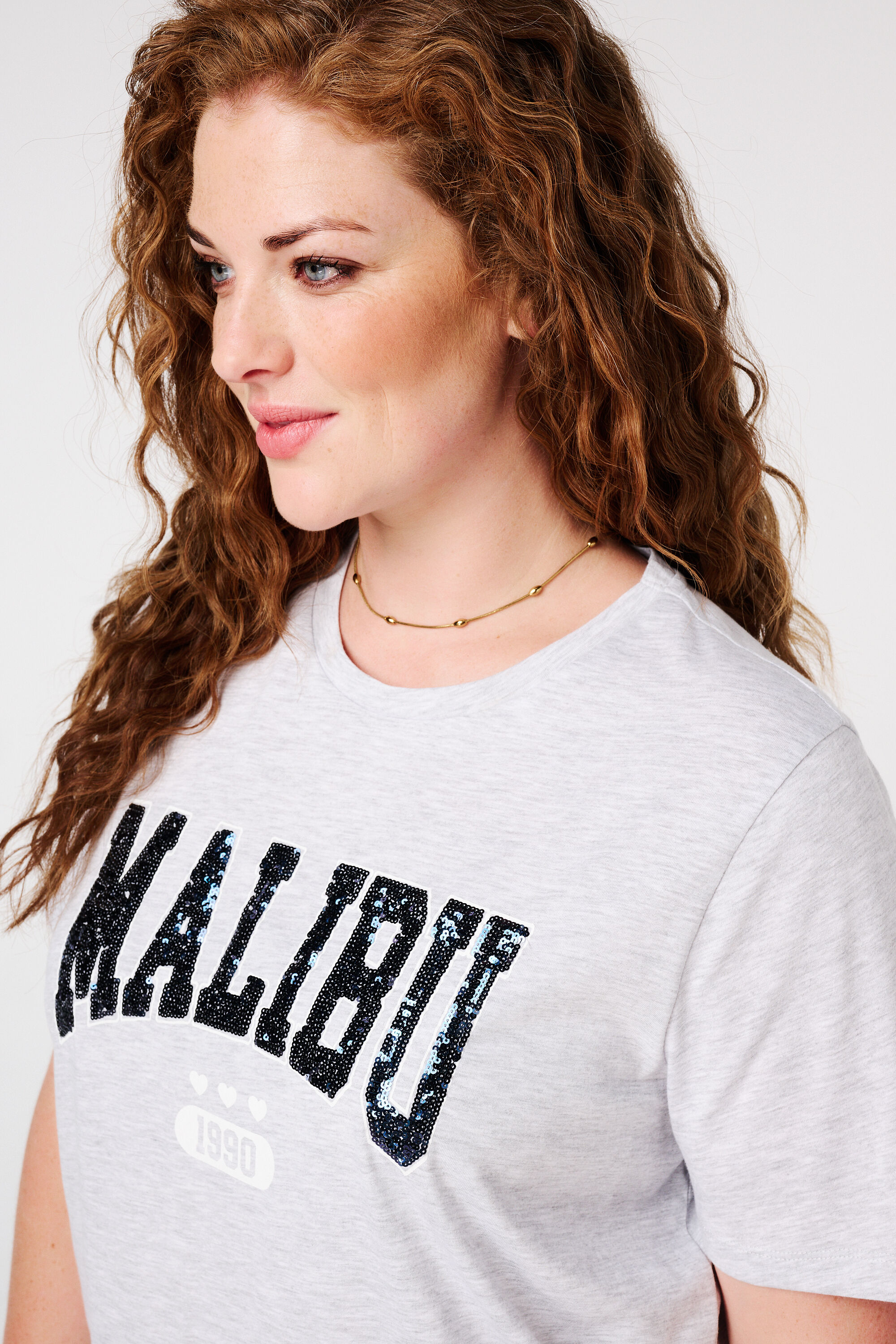 Camiseta con texto  image number 4