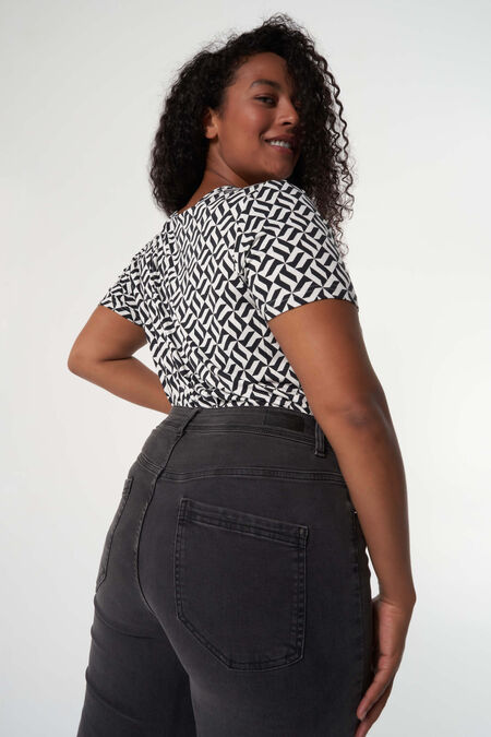 Vaqueros CHERRY de corte pitillo y talle alto Vaqueros CHERRY de corte pitillo y talle alto