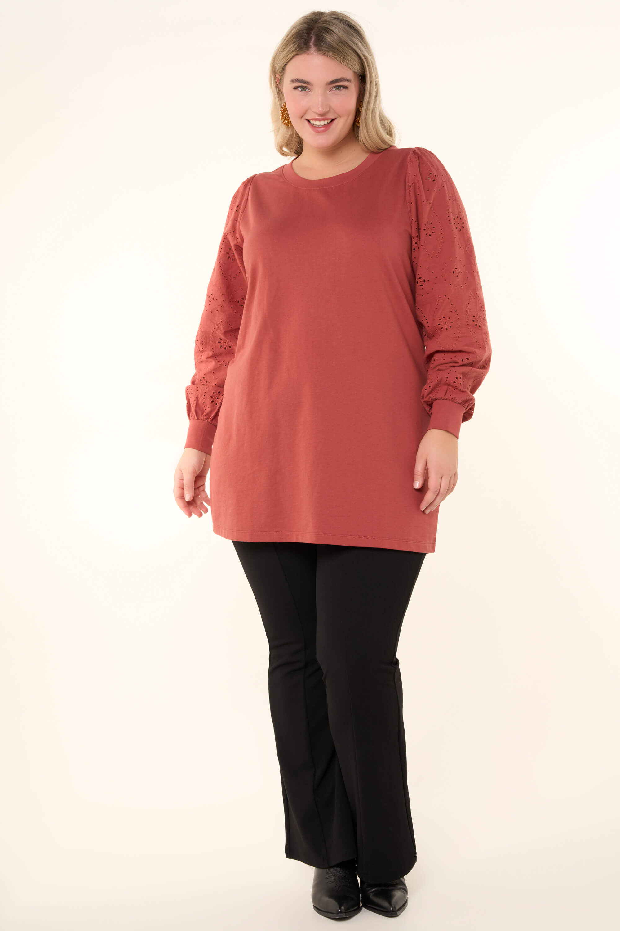 Top largo image number 6