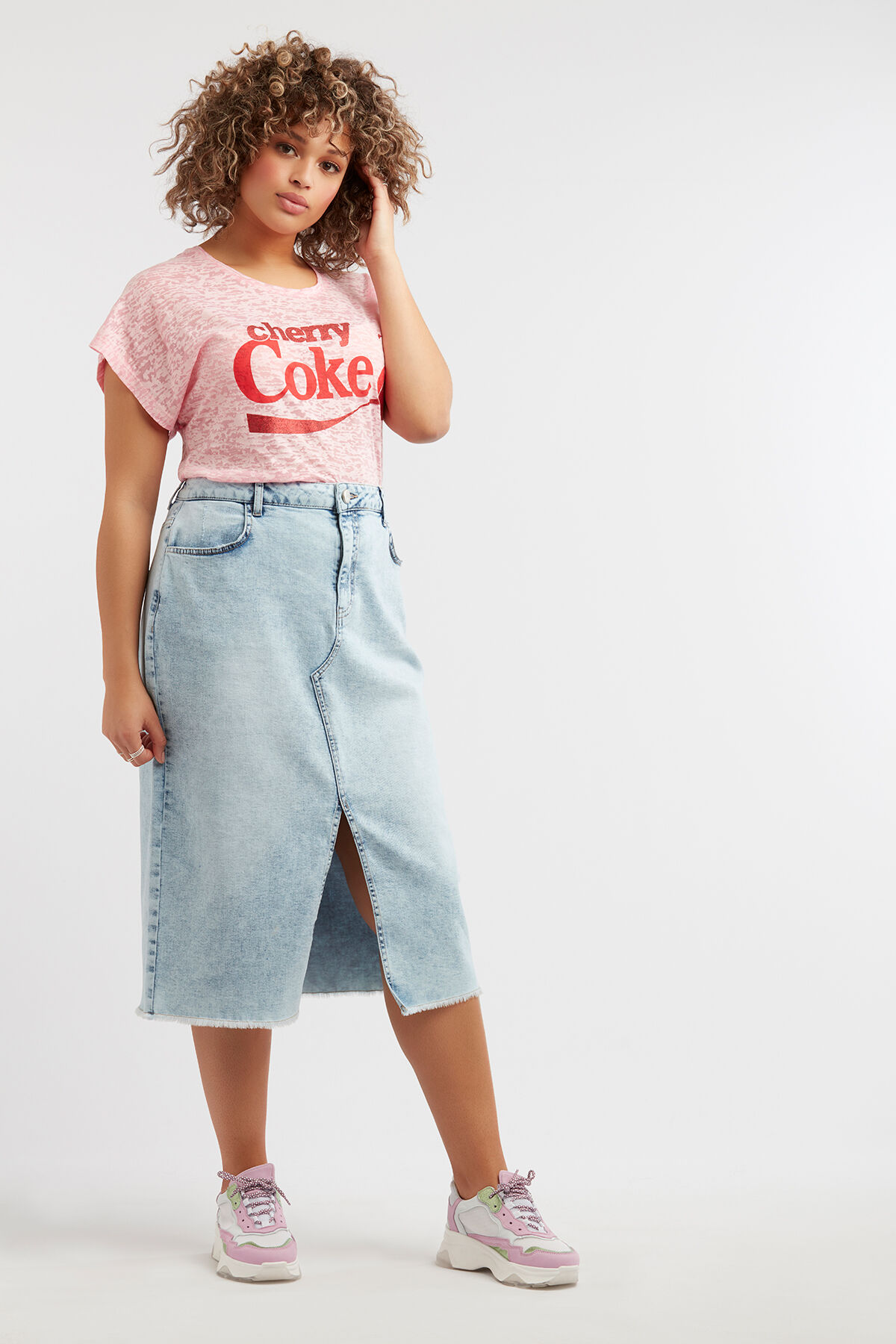 Camiseta con estampado image number 3