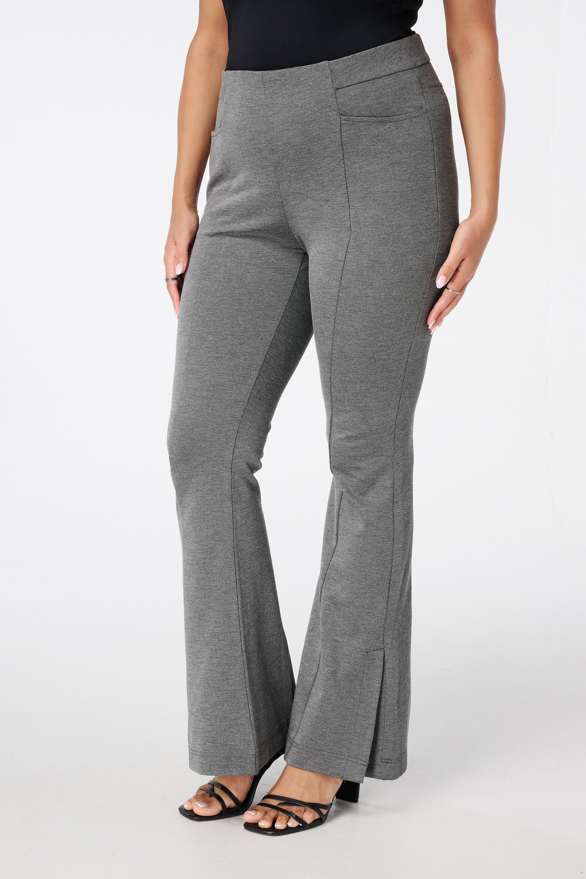 Leggings con costuras decorativas image number 5