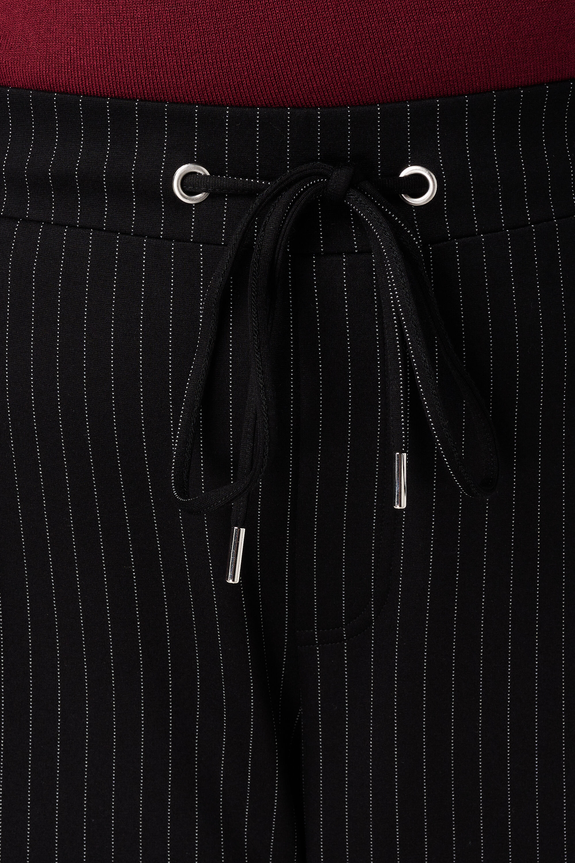 Pantalones con cintura el&aacute;stica y rayas diplom&aacute;ticas image number 4