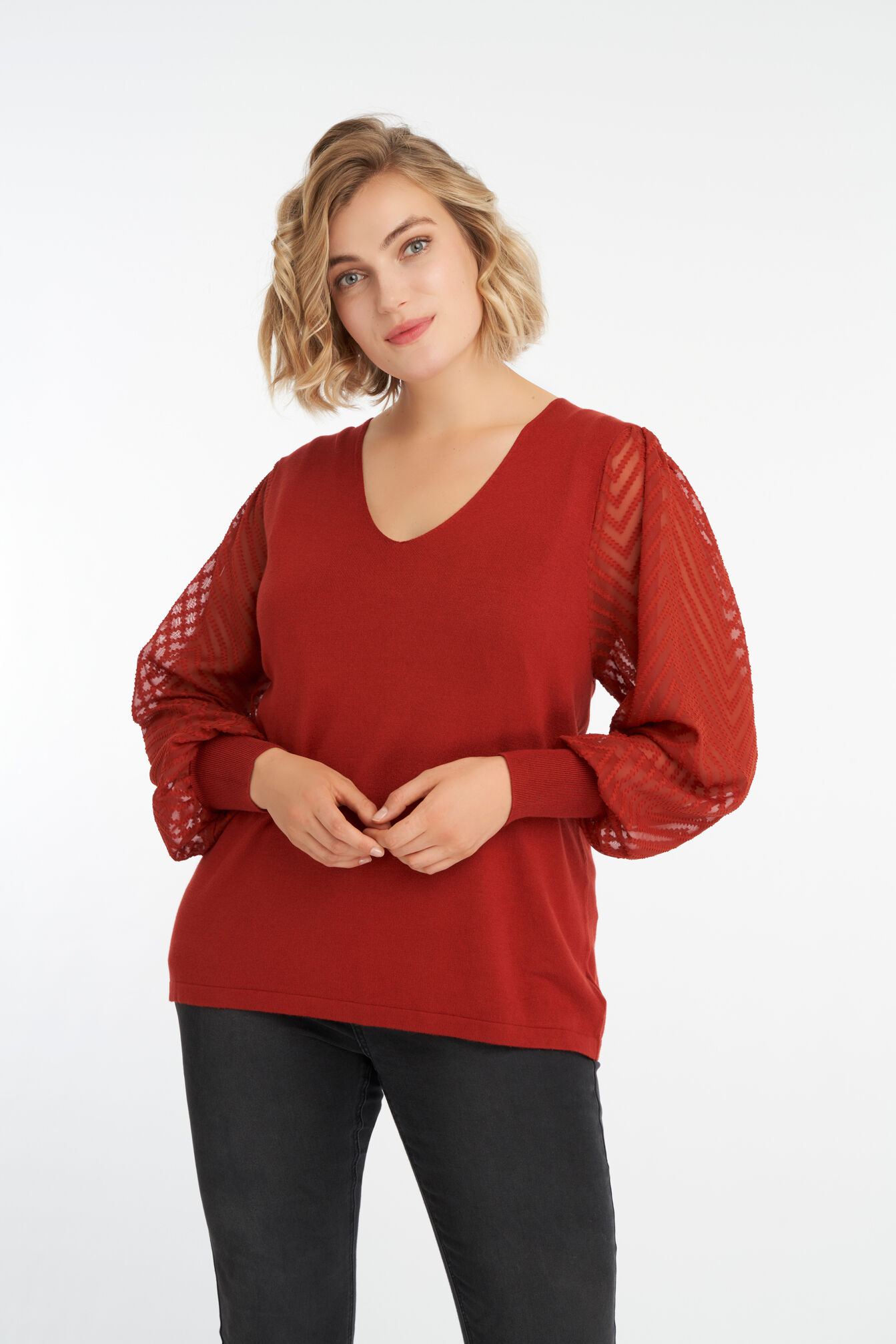 Su&eacute;ter con mangas abullonadas  image number 0