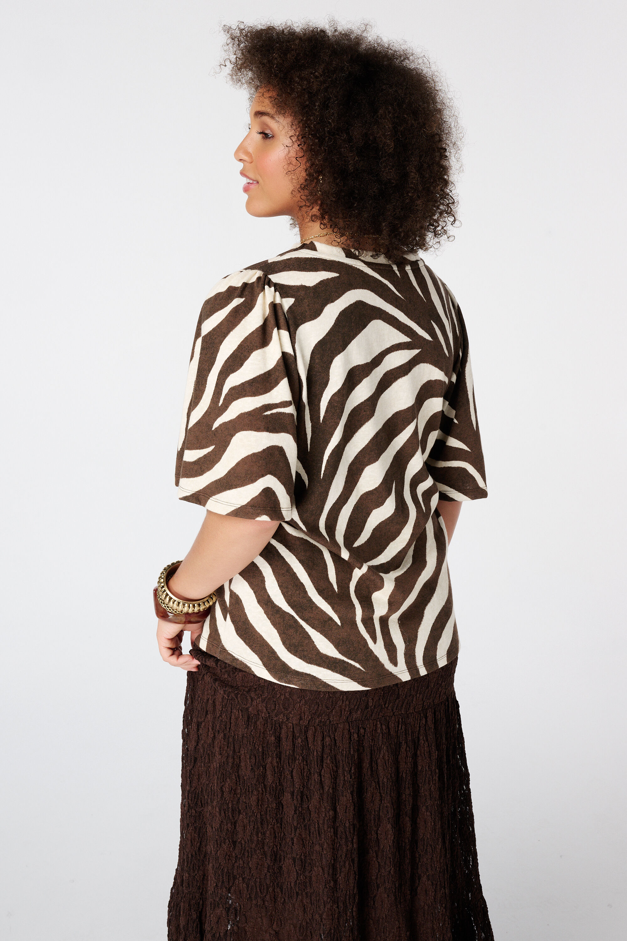 Camiseta con escote en V image number 3