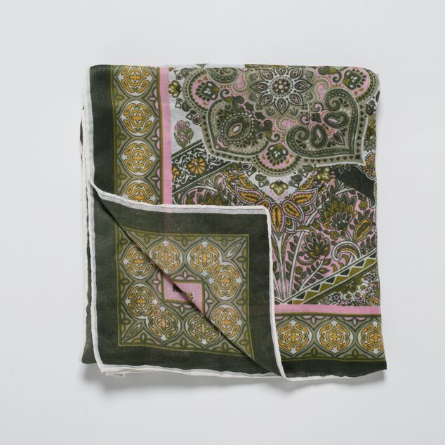 Fular con estampado  image number 1
