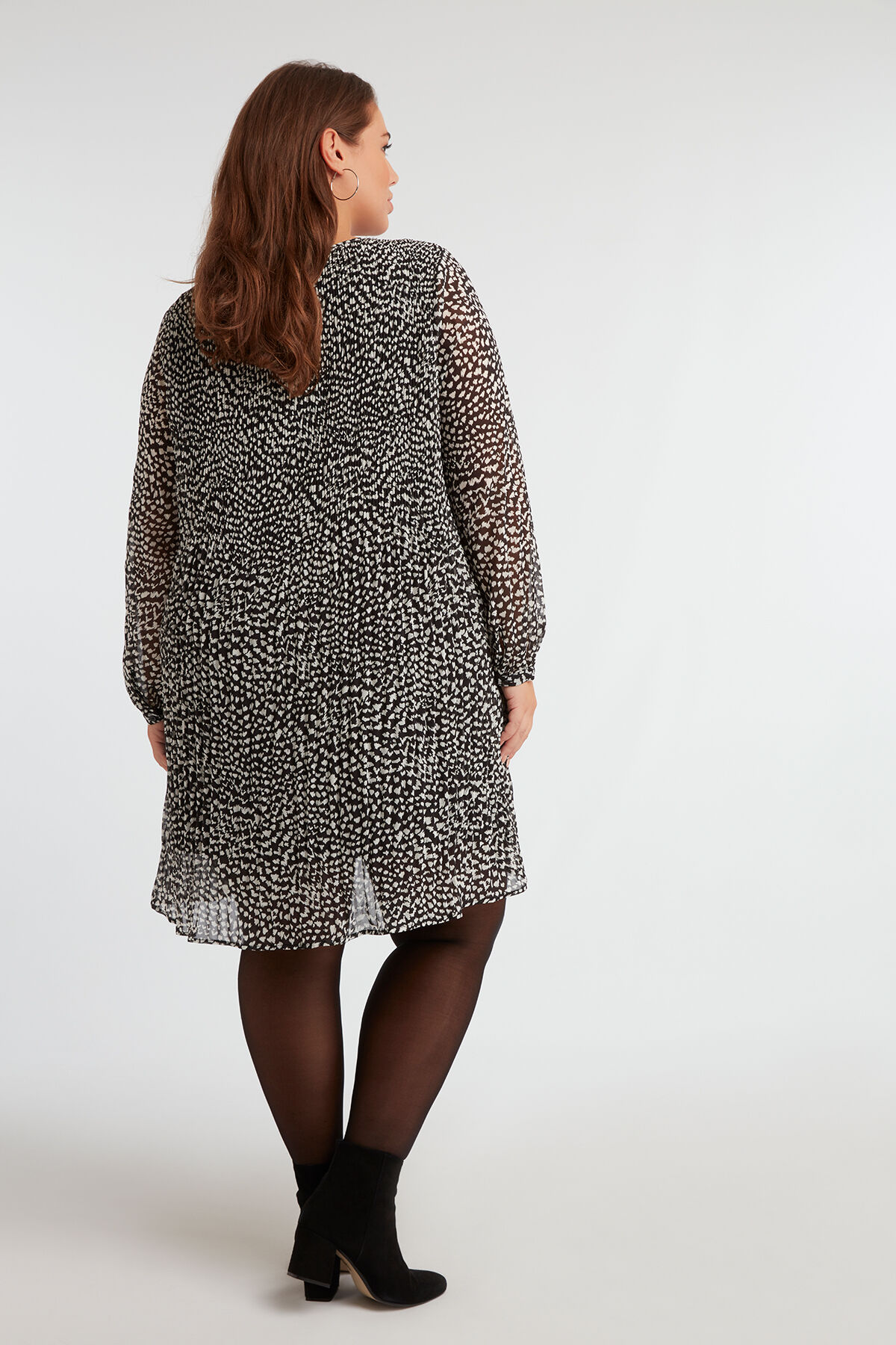 Vestido tipo t&uacute;nica image number 4