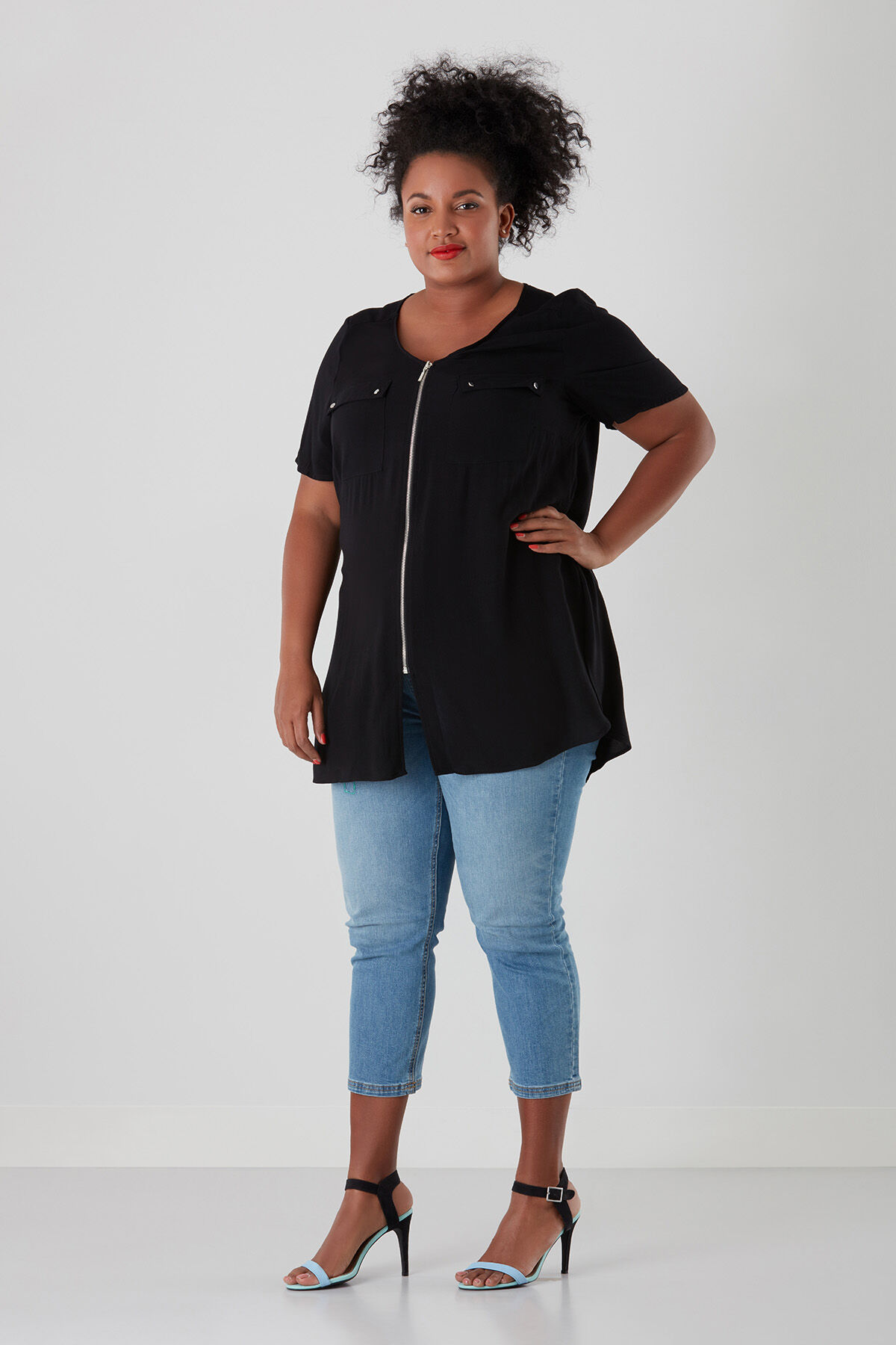 Blusa larga lisa image number 0