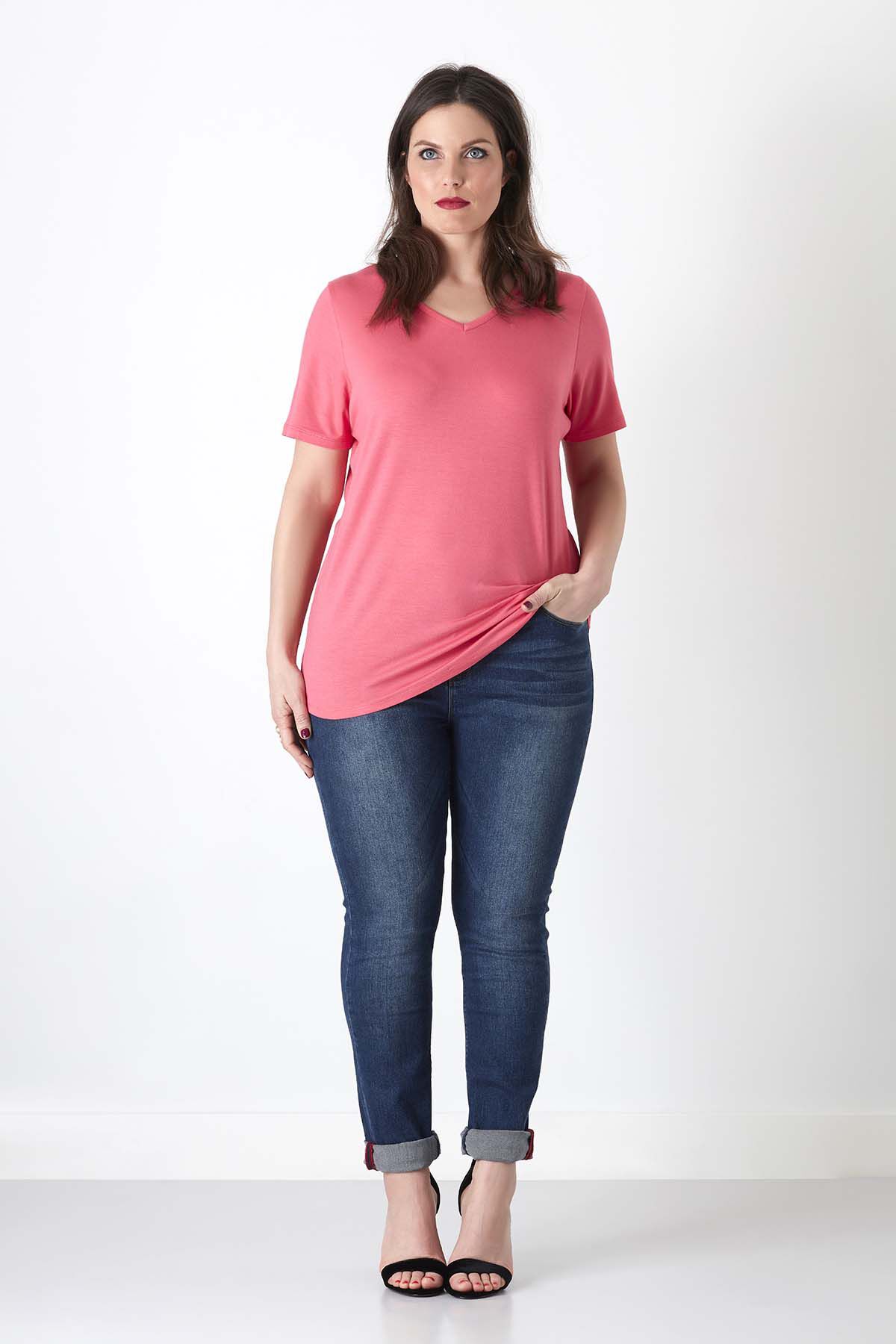 Camiseta con cuello en V image number 0
