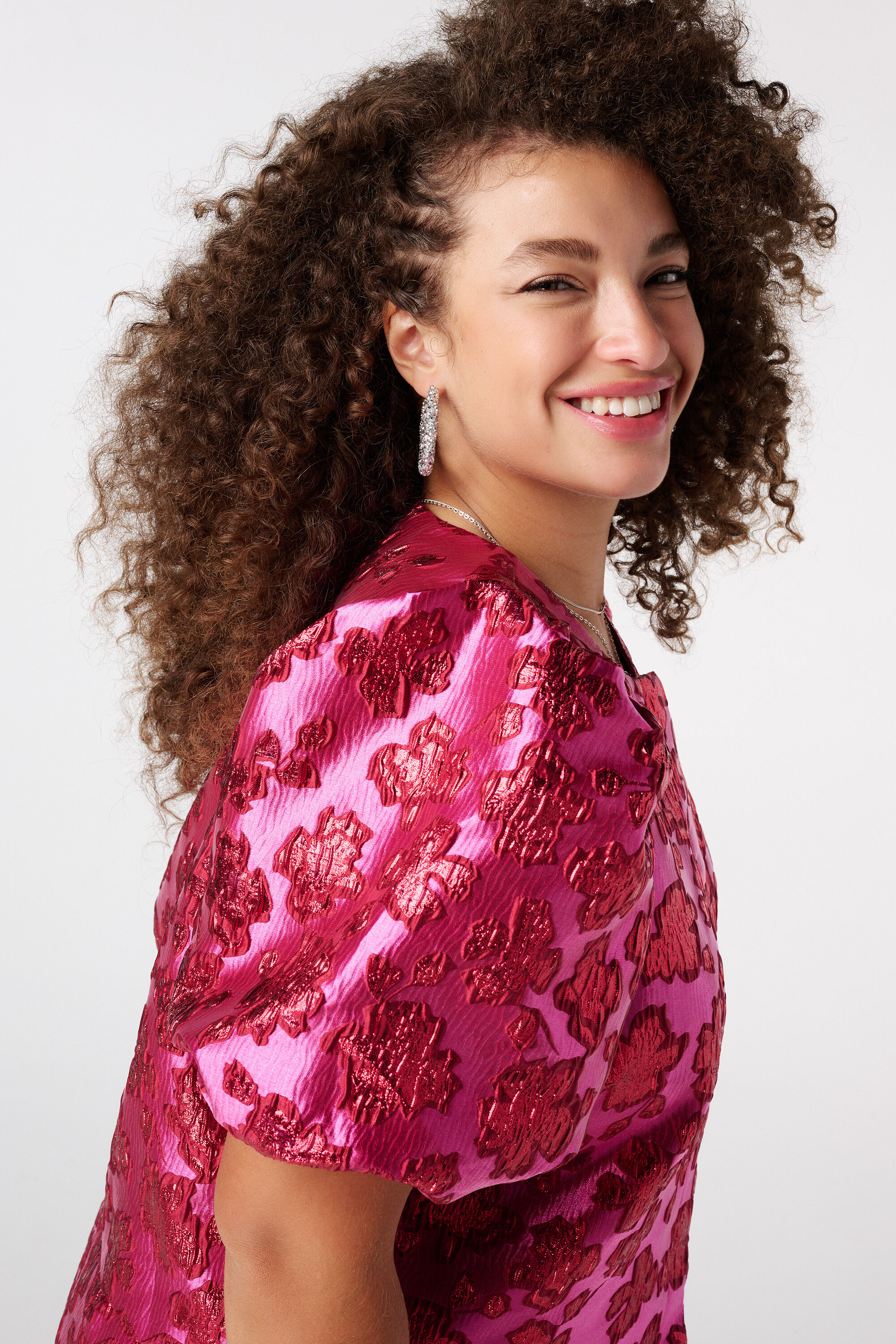 Top de jacquard con purpurina y mangas abullonadas image number 4