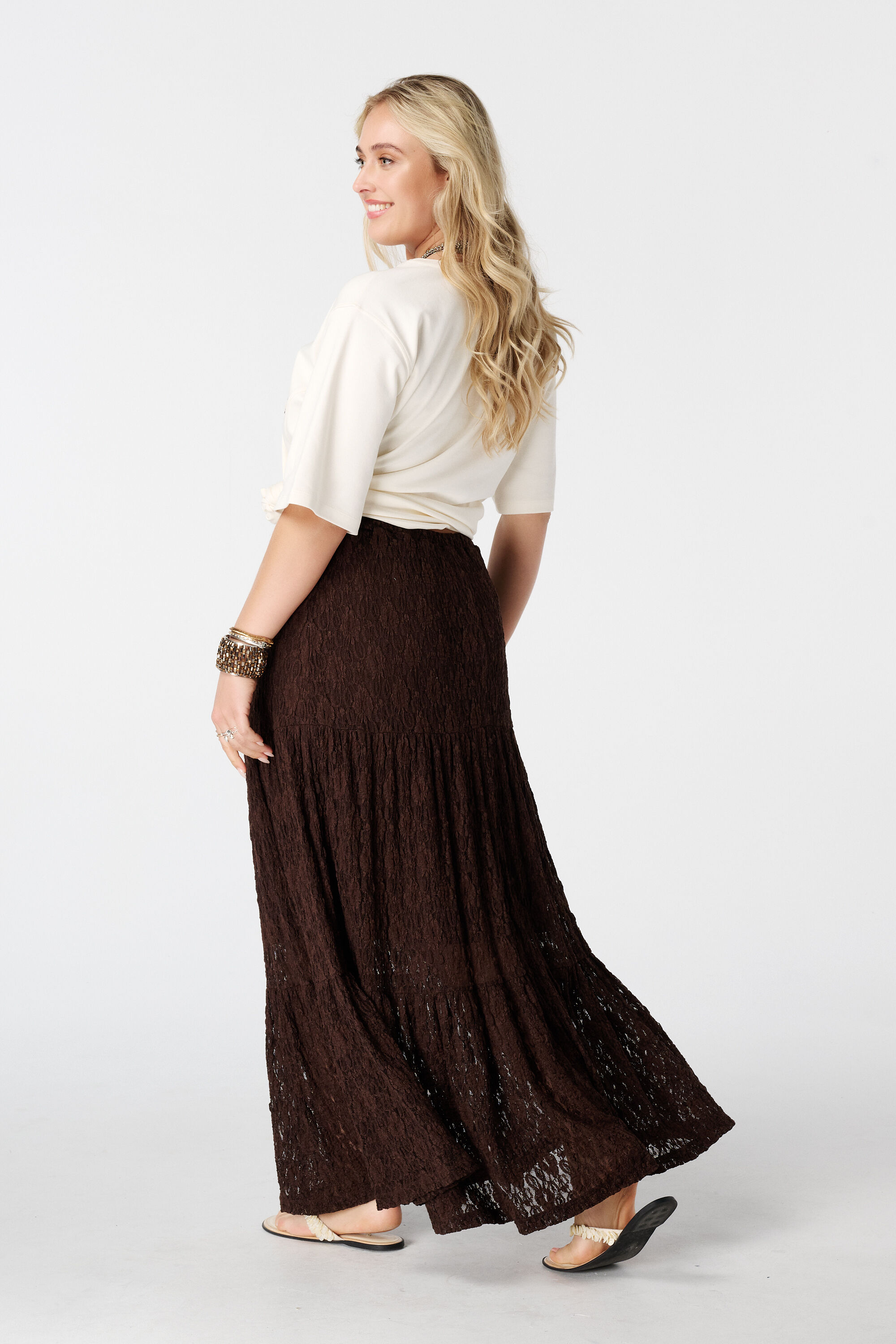 Falda maxi de encaje image number 3