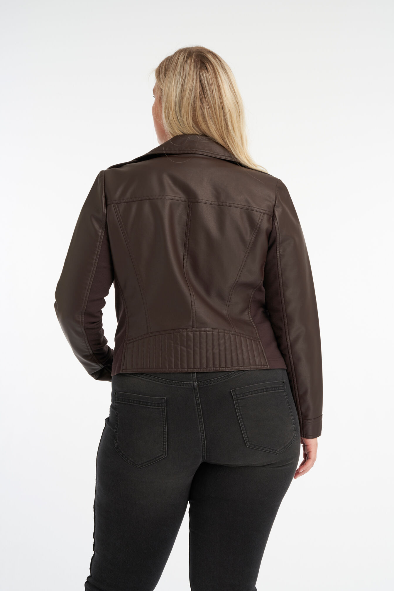 Chaqueta motera de cuero sint&eacute;tico image number 3