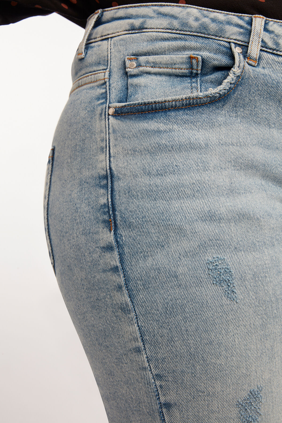 Vaqueros LILY de corte recto image number 5