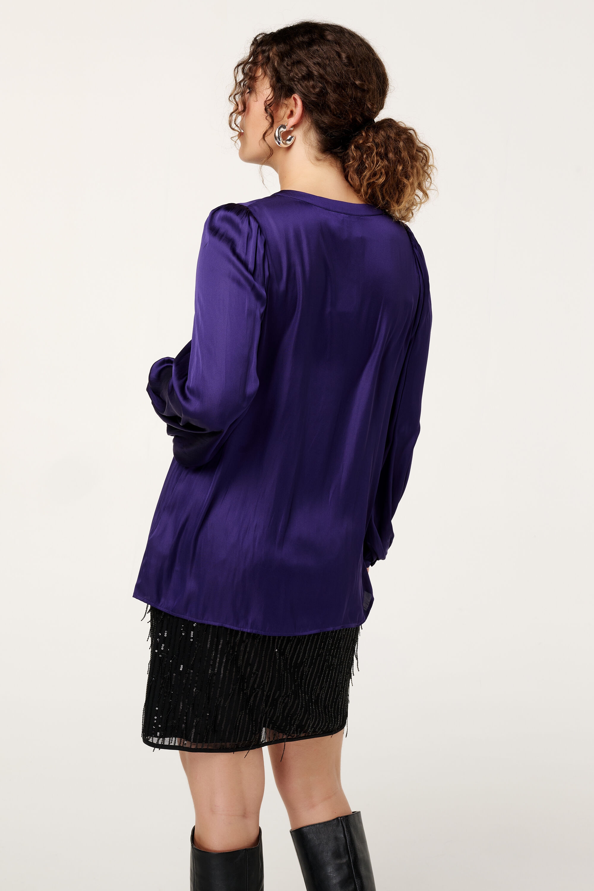 Blusa de sat&eacute;n  image number 3