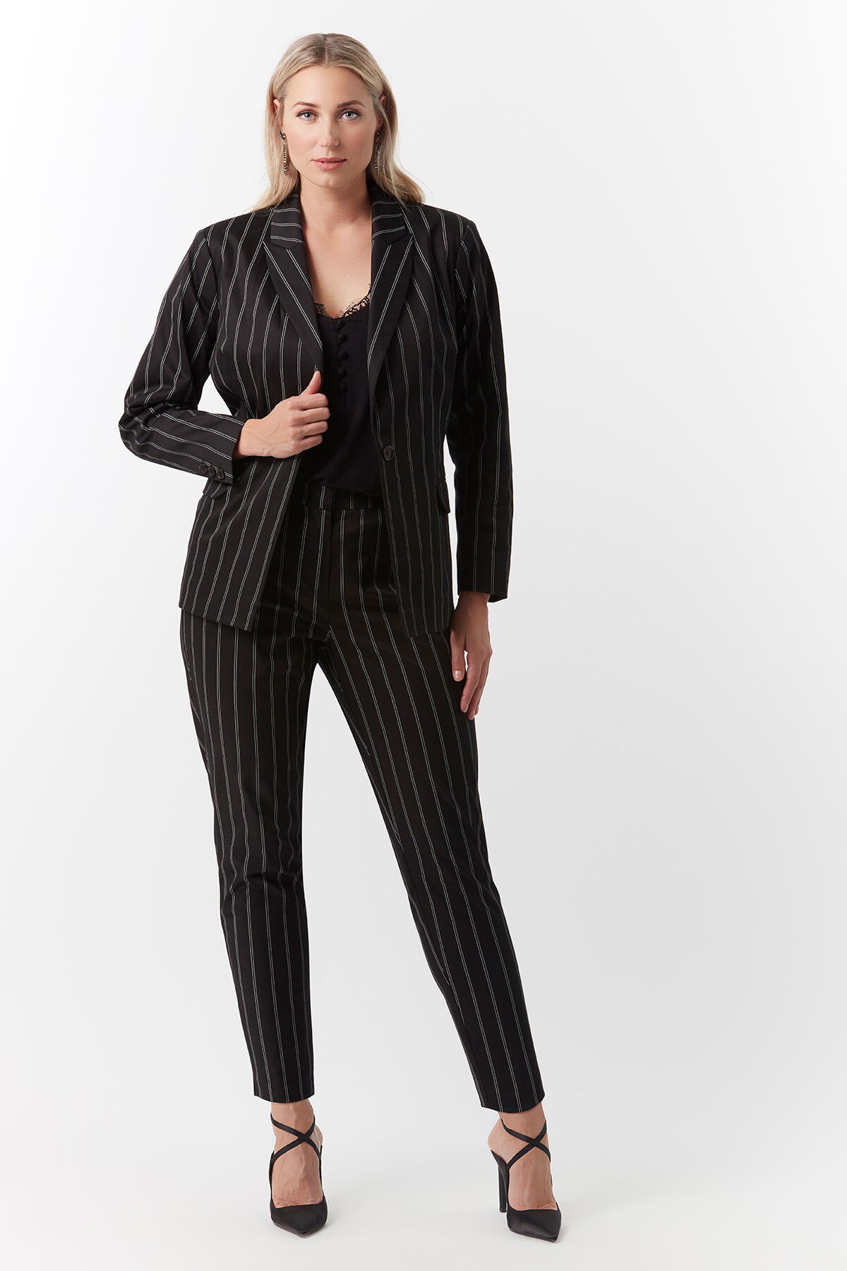 Pantalones de rayas image number 4