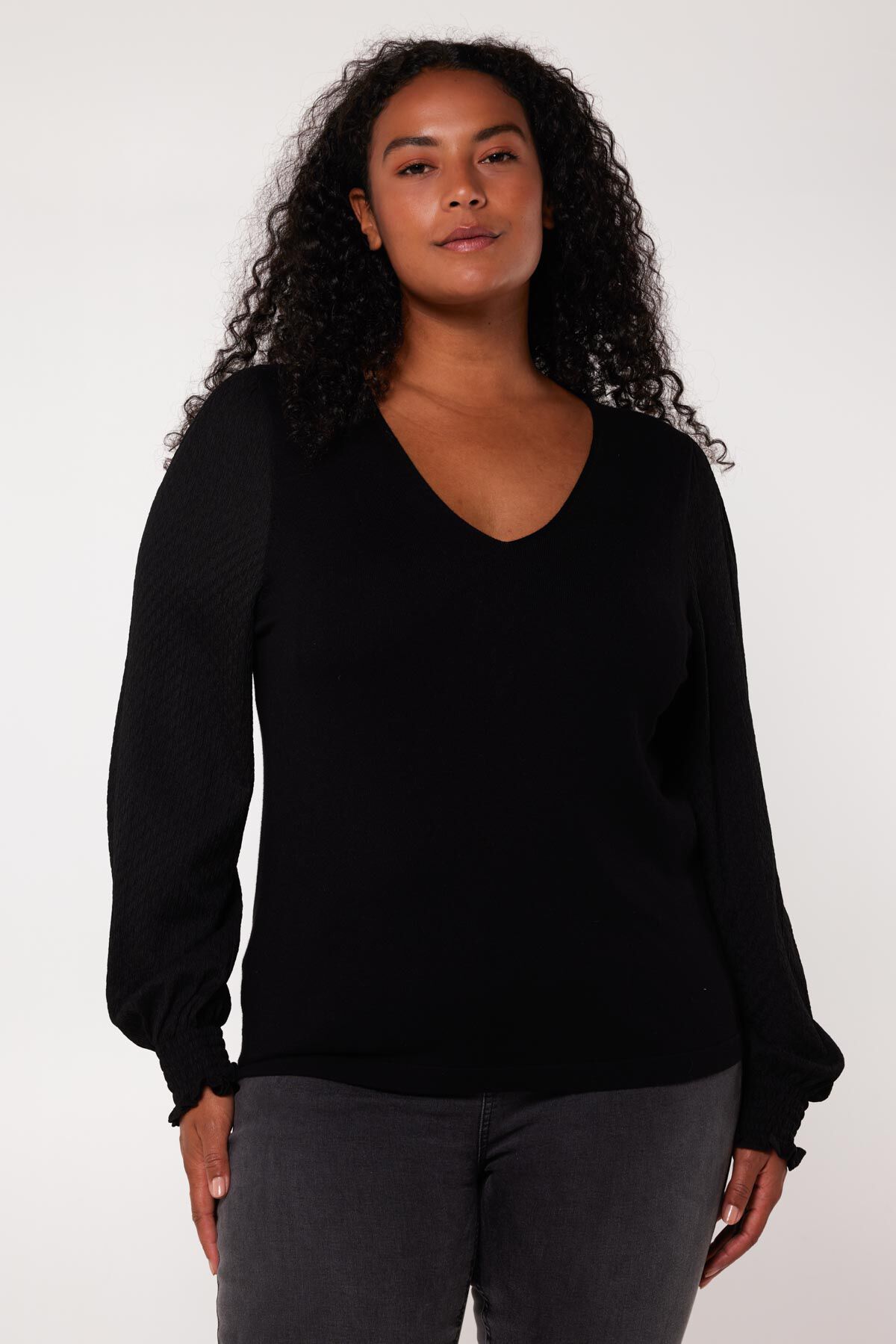 Su&eacute;ter de punto fino con mangas con textura image number 0