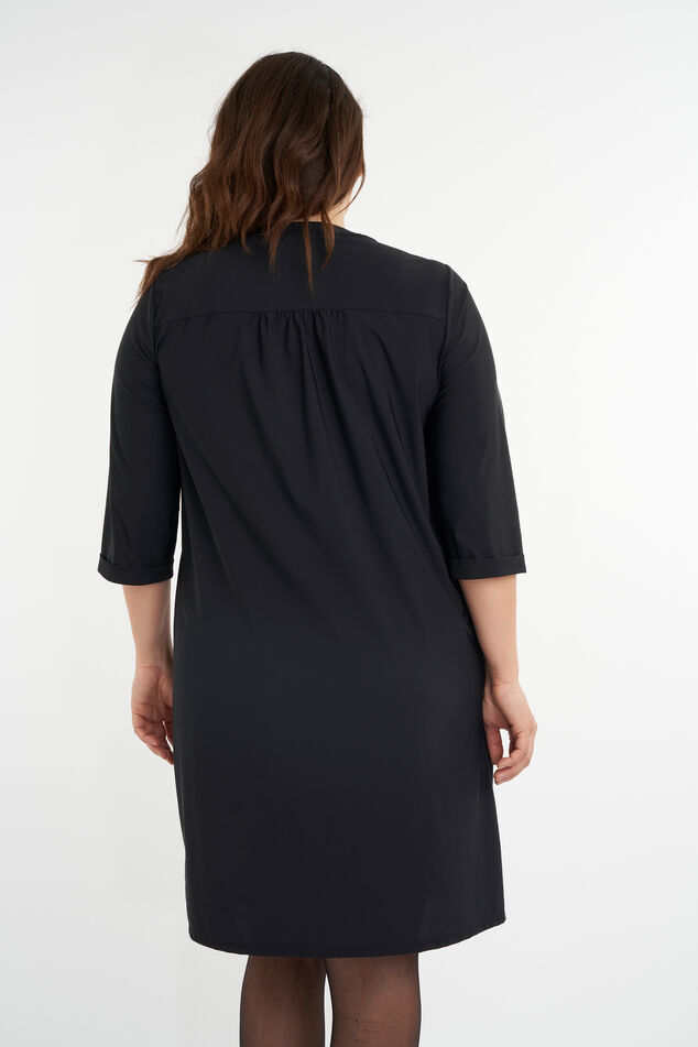 Vestido con escote en V image number 4