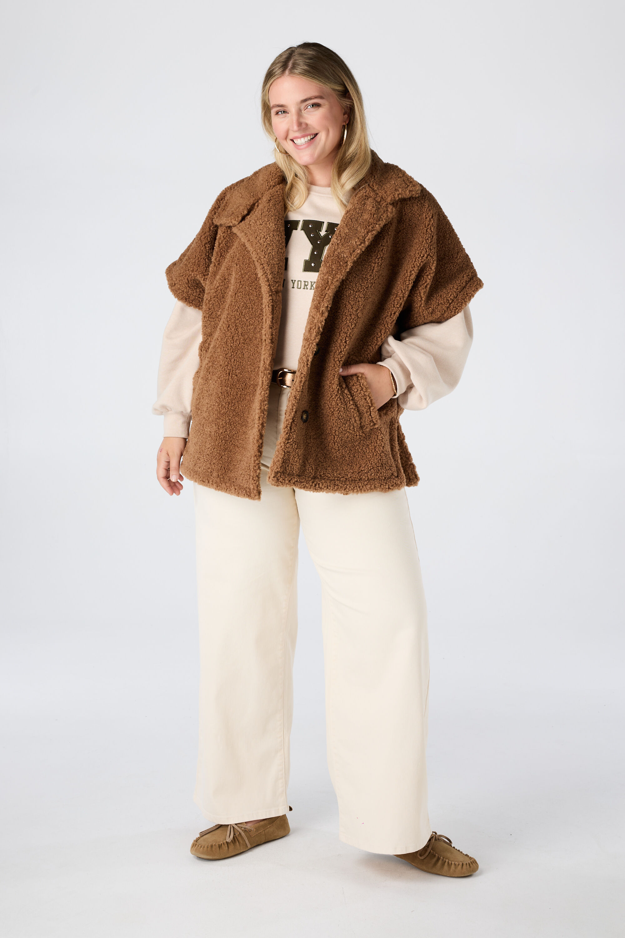 Chaqueta teddy de manga corta image number 5
