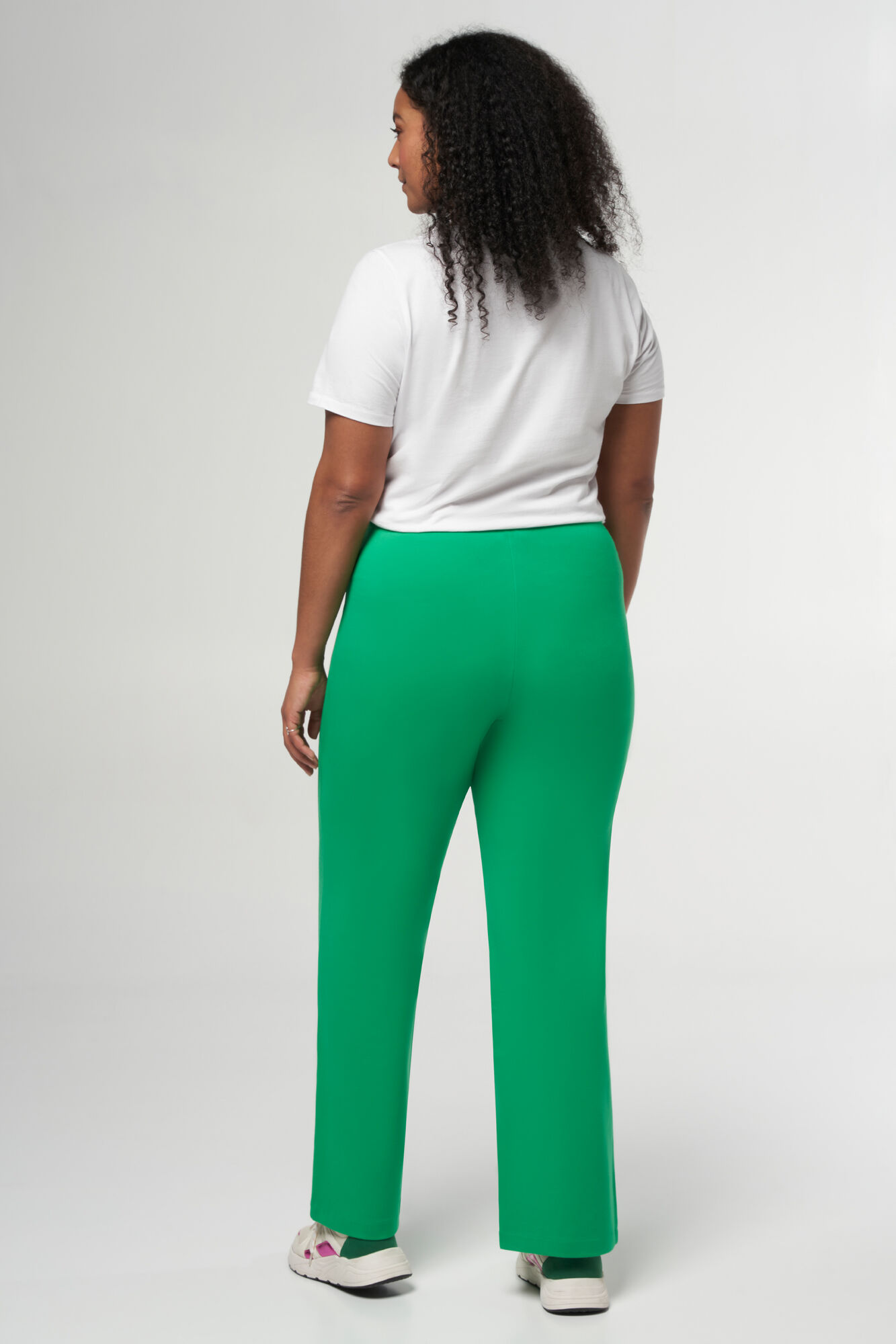 Pantalones de pernera ancha con detalles plateados image number 3