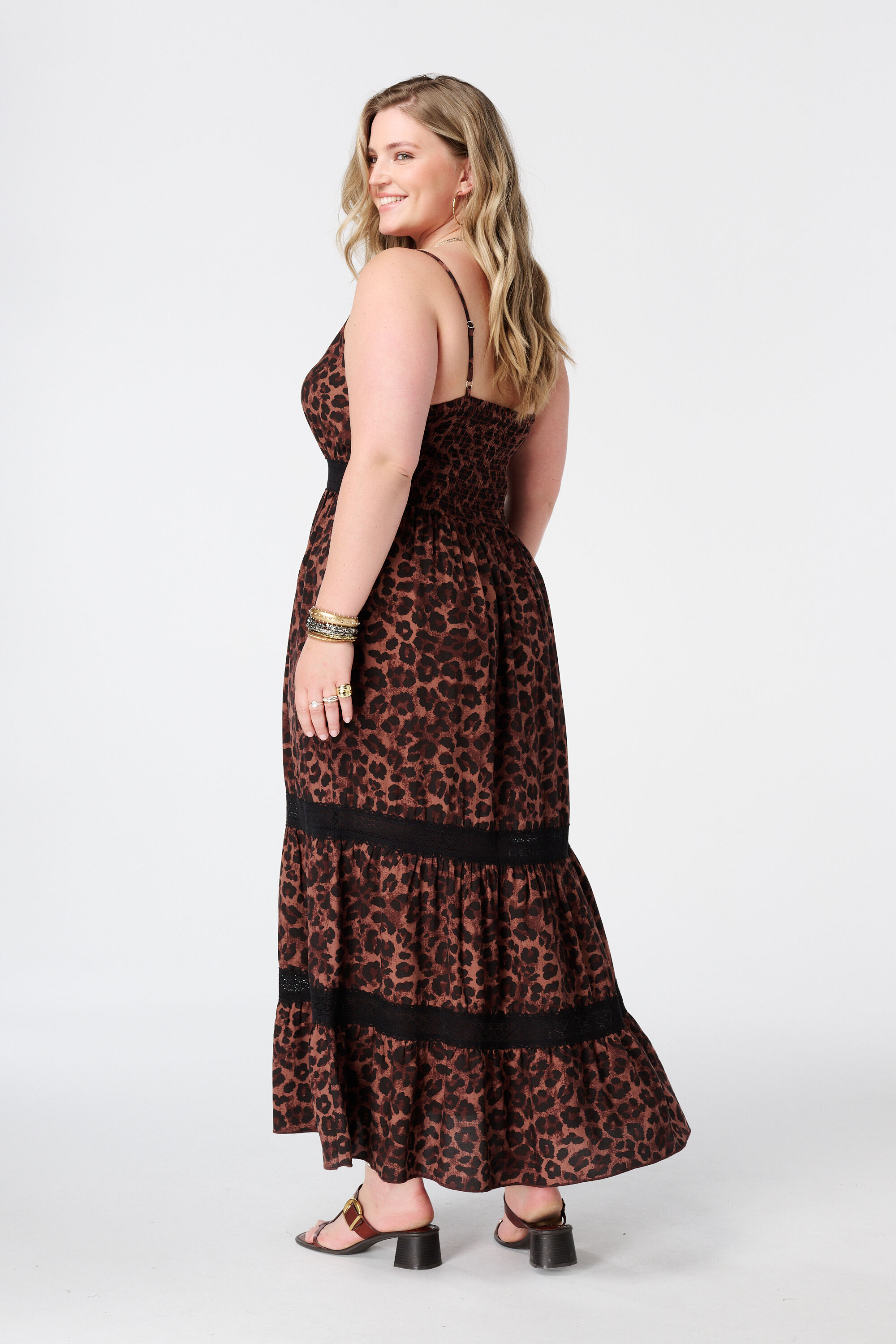Vestido maxi con estampado image number 3